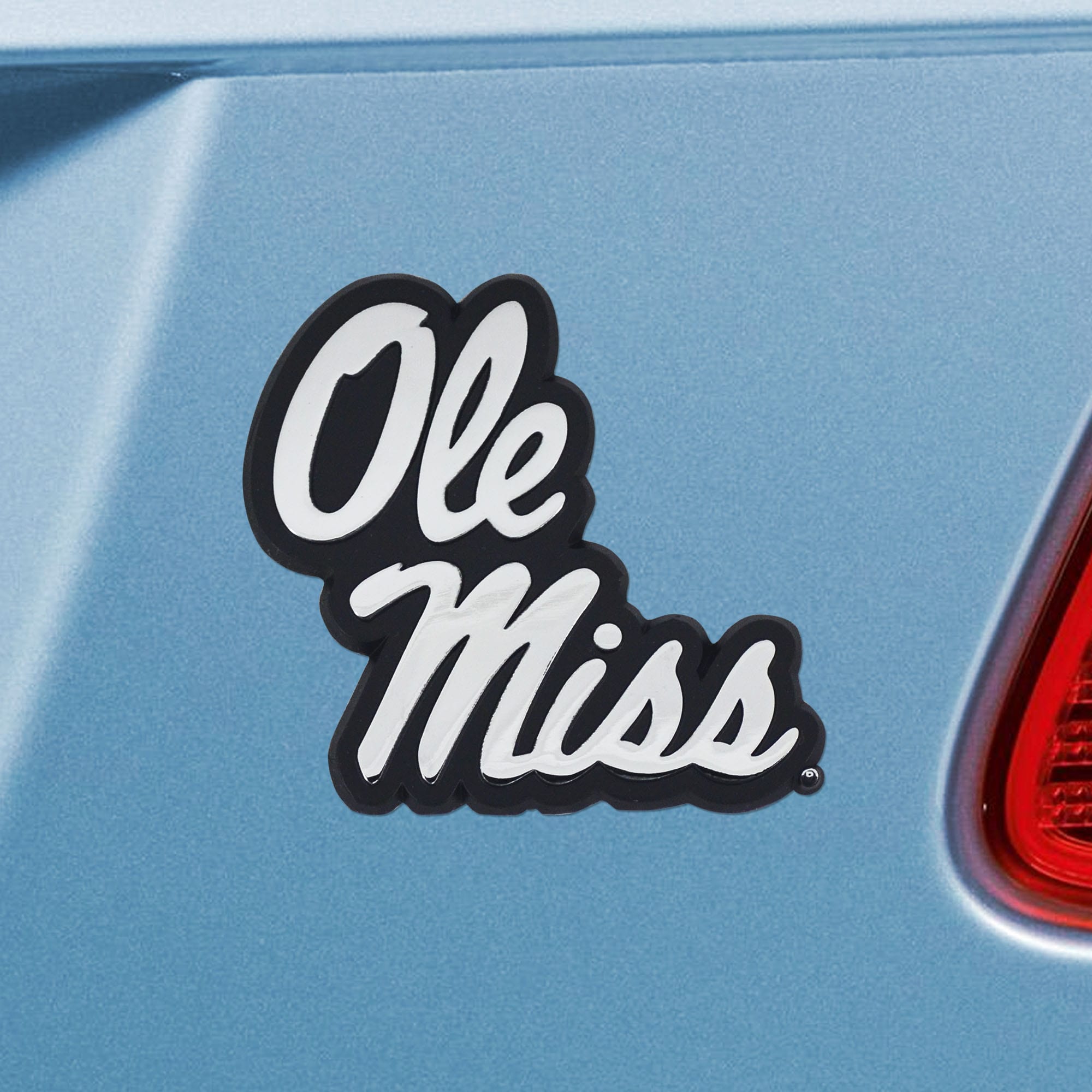Ole Miss Rebels 3D Chrome Metal Emblem - Ole Miss