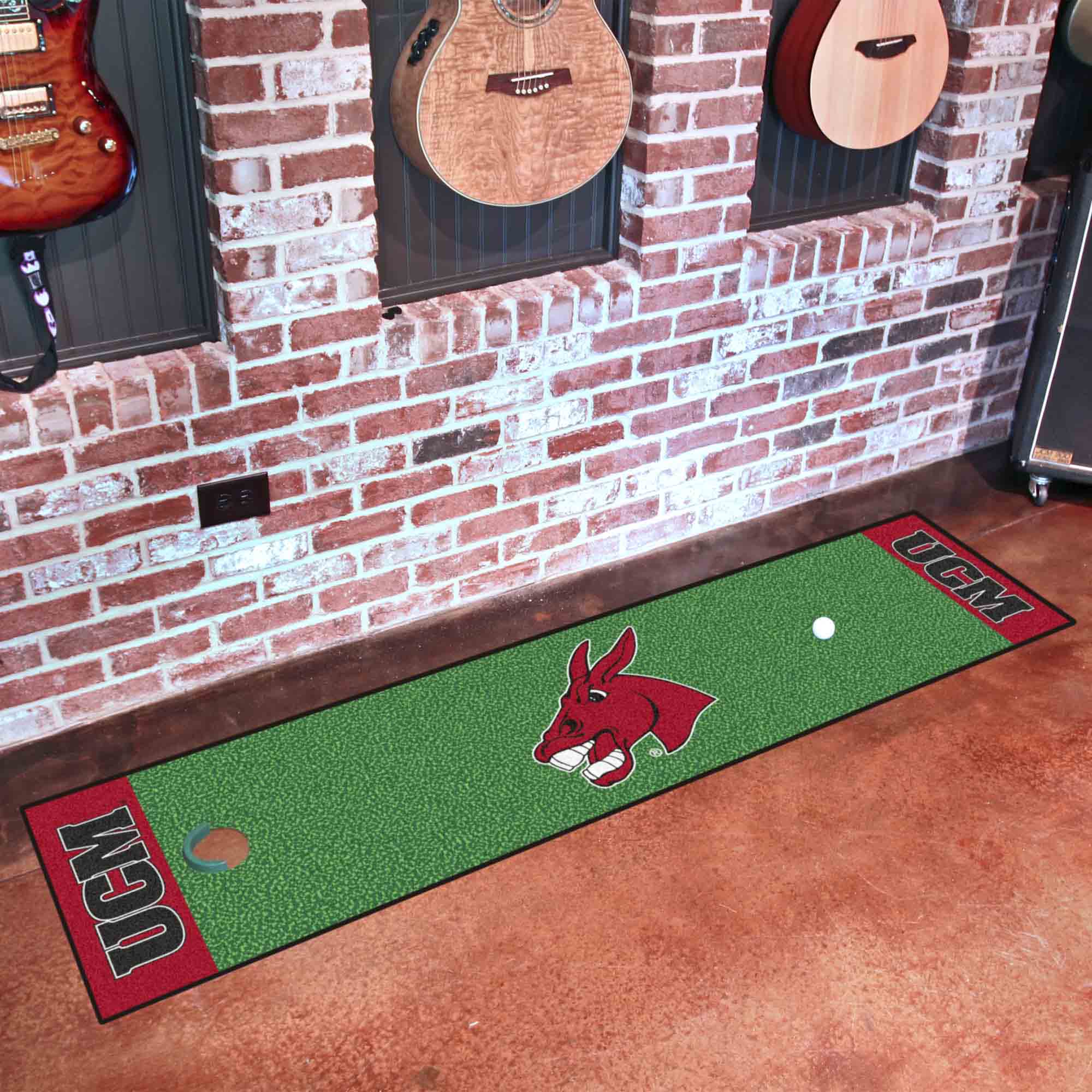 Central Missouri Mules Putting Green Mat - 1.5ft. x 6ft. - Central Missouri