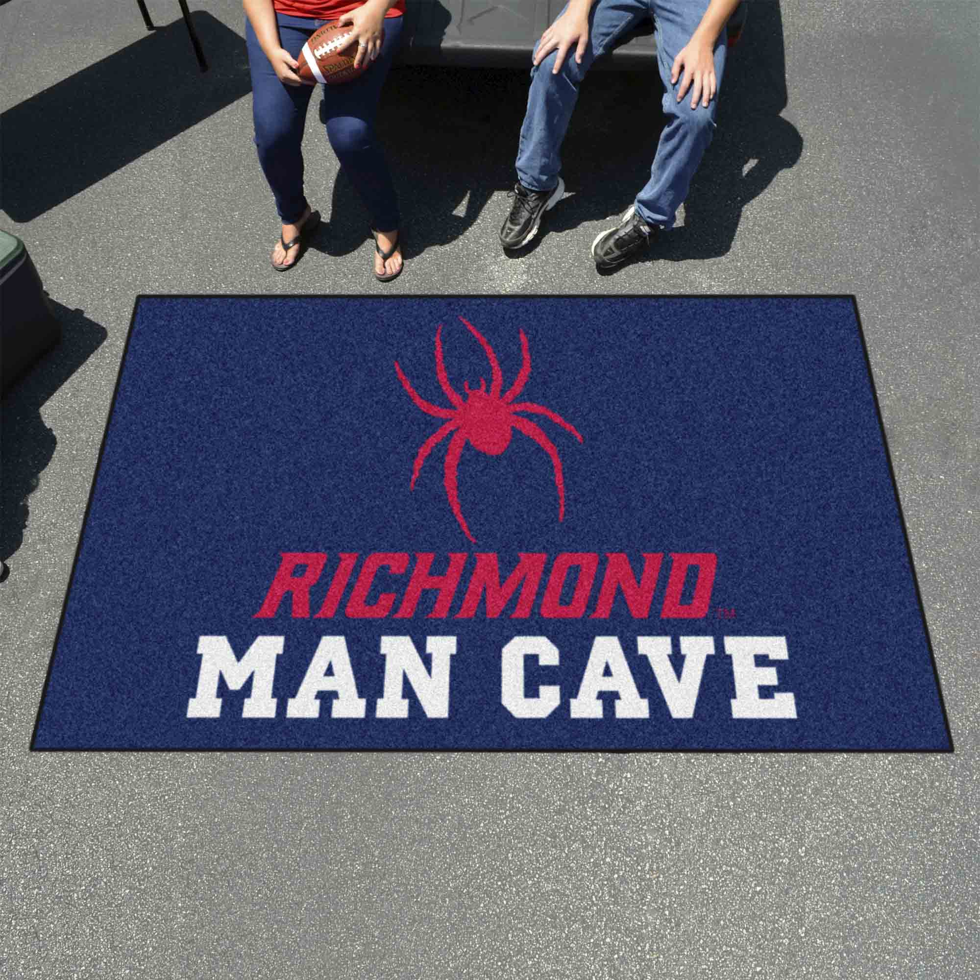 Richmond Spiders Man Cave Ulti-Mat Rug - 5ft. x 8ft. - Richmond