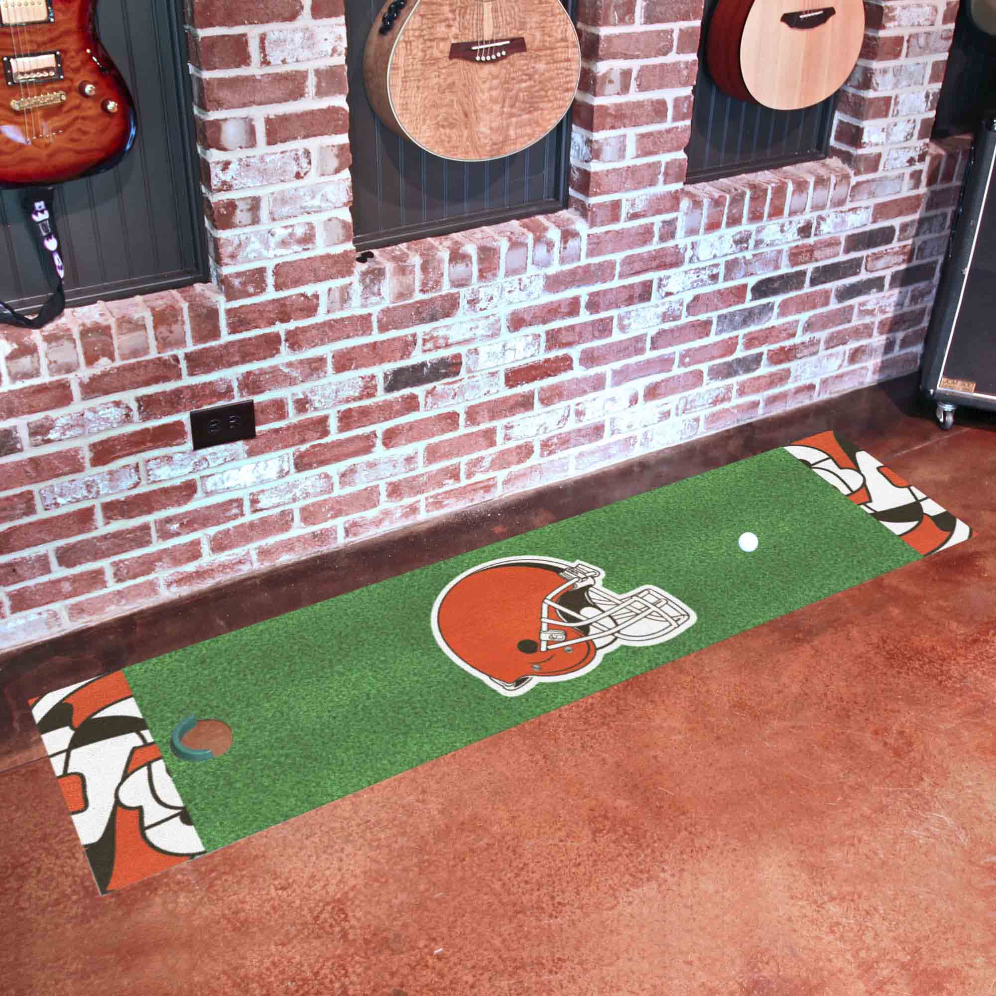 Cleveland Browns Putting Green Mat - 1.5ft. x 6ft. - Cleveland Browns
