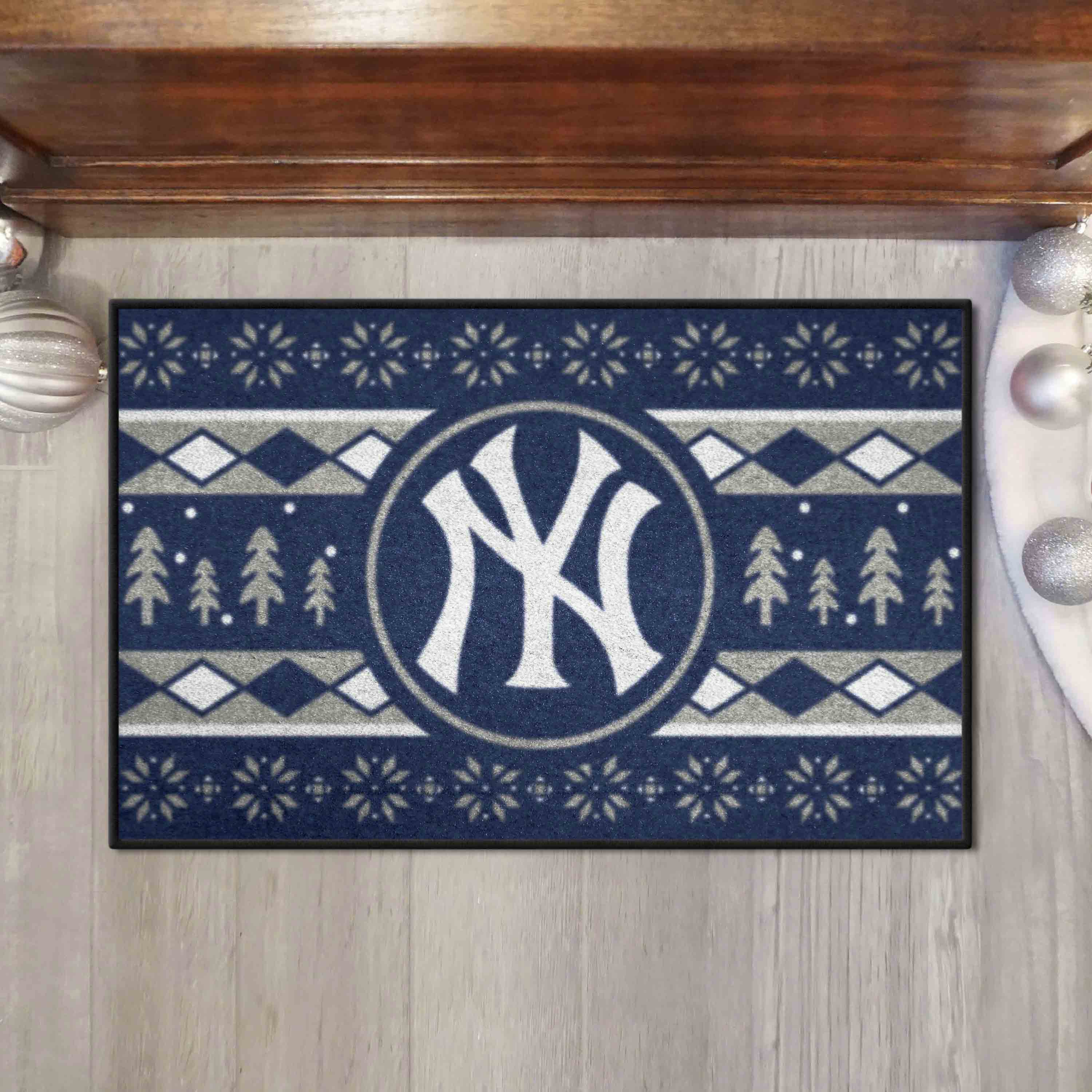 New York Yankees Holiday Sweater Starter Mat Accent Rug - 19in. x 30in. - New York Yankees