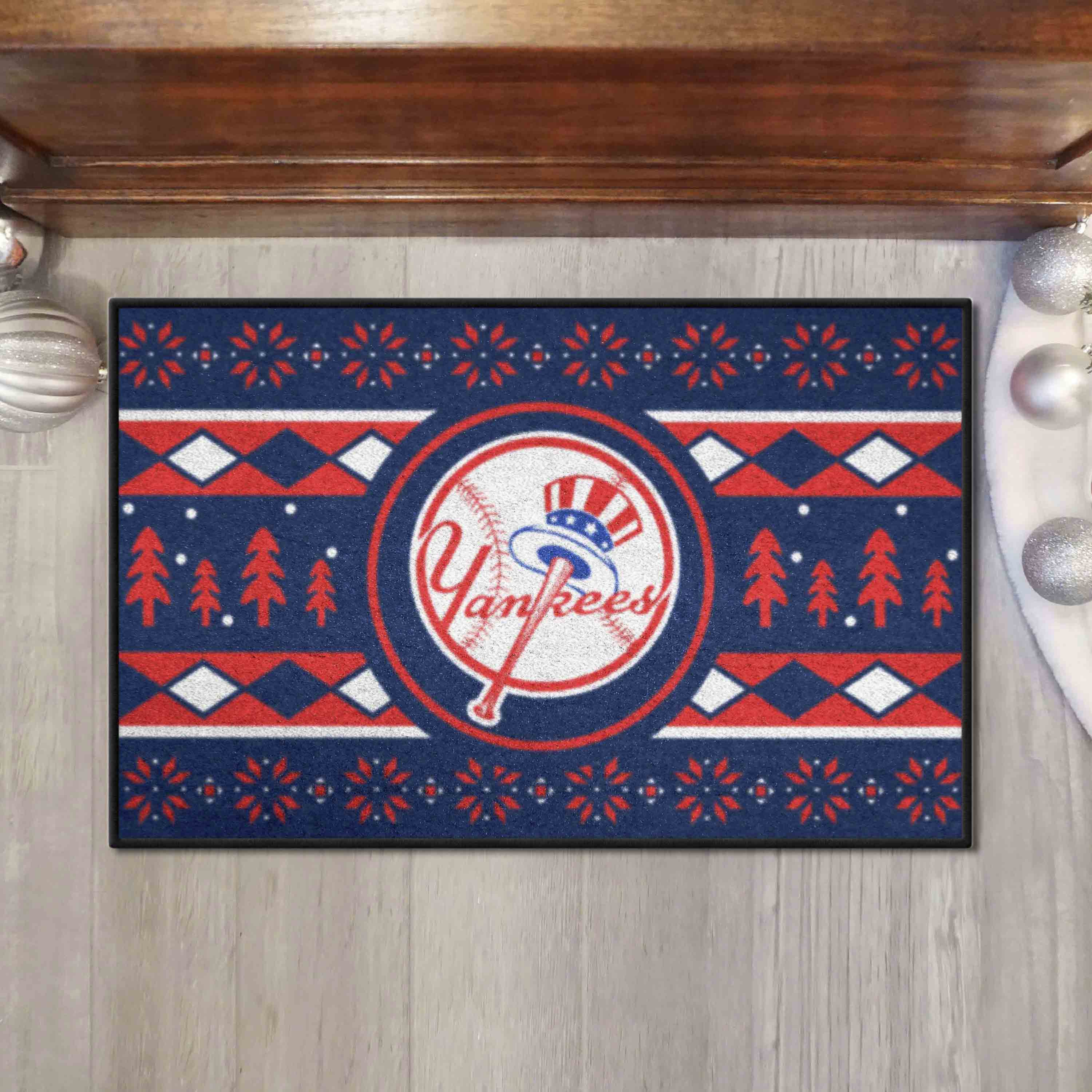 New York Yankees Holiday Sweater Starter Mat Accent Rug - 19in. x 30in. - New York Yankees