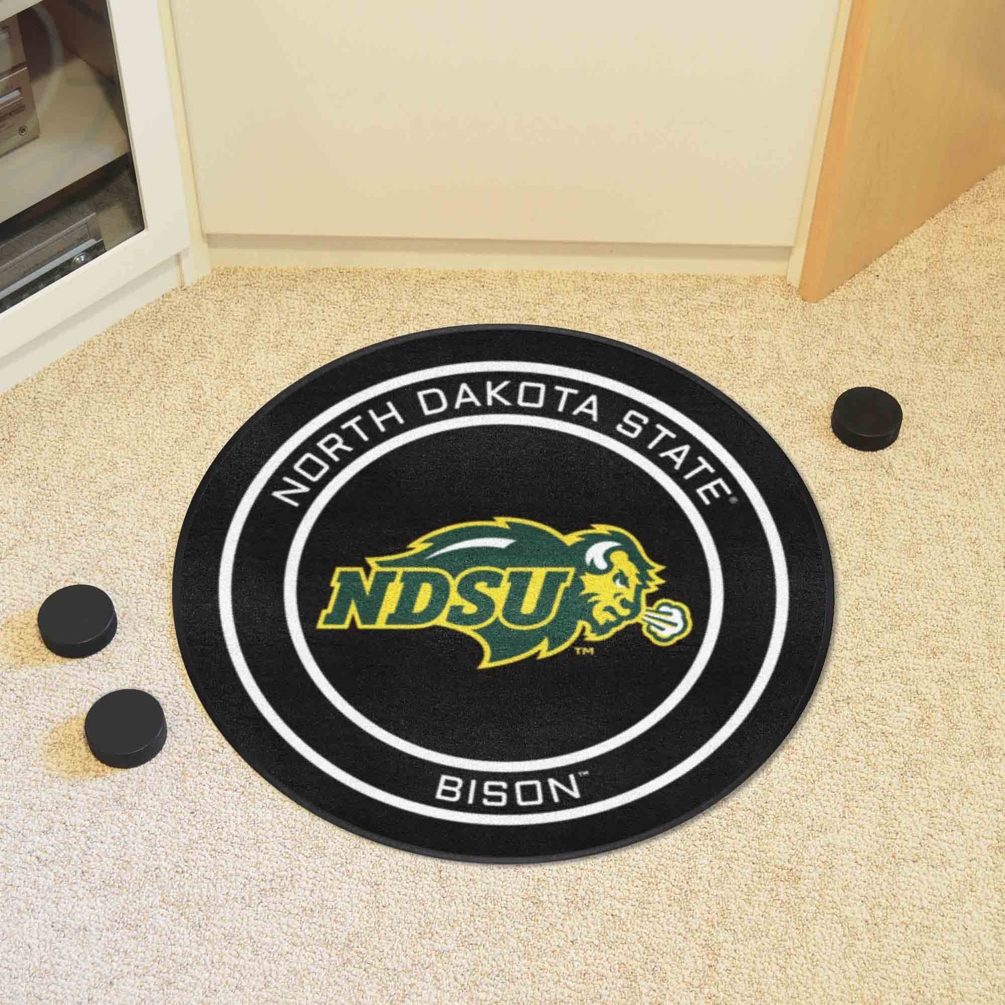 North Dakota State Hockey Puck Rug - 27in. Diameter - North Dakota State