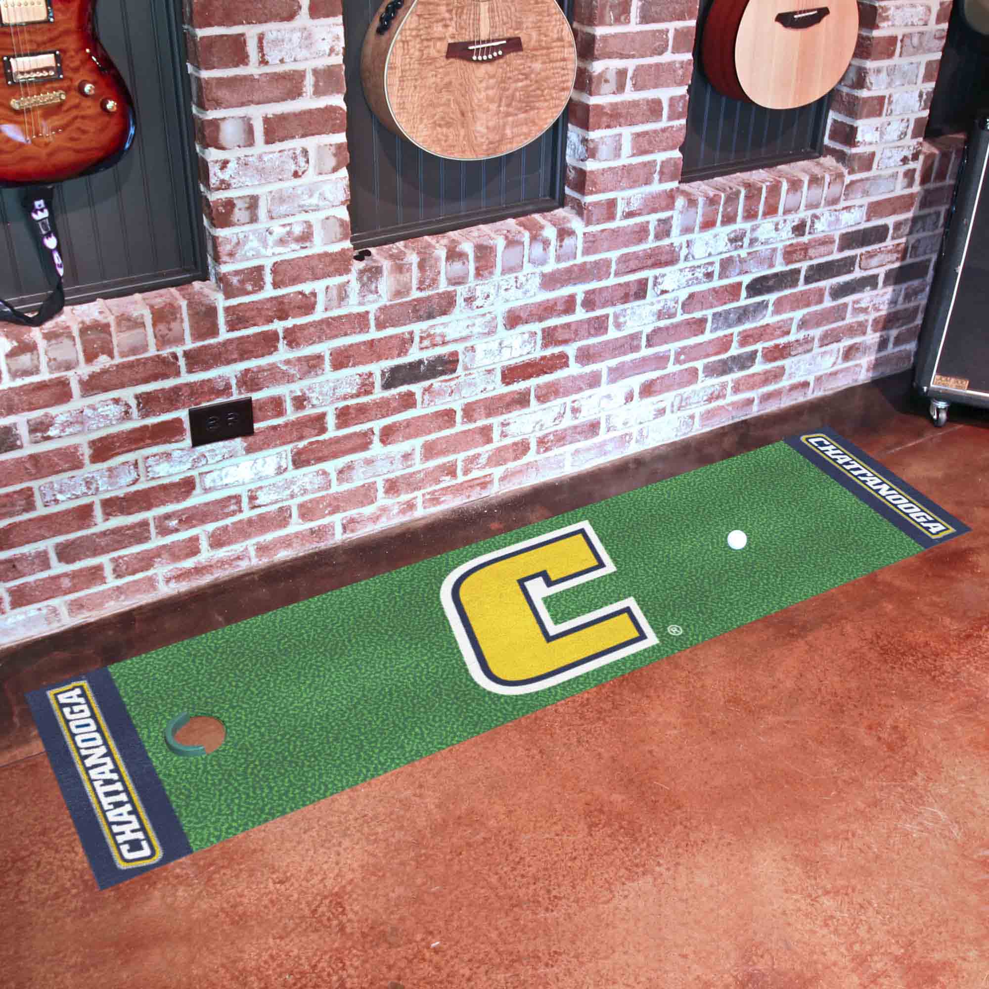 Chattanooga Mocs Putting Green Mat - 1.5ft. x 6ft. - Chattanooga