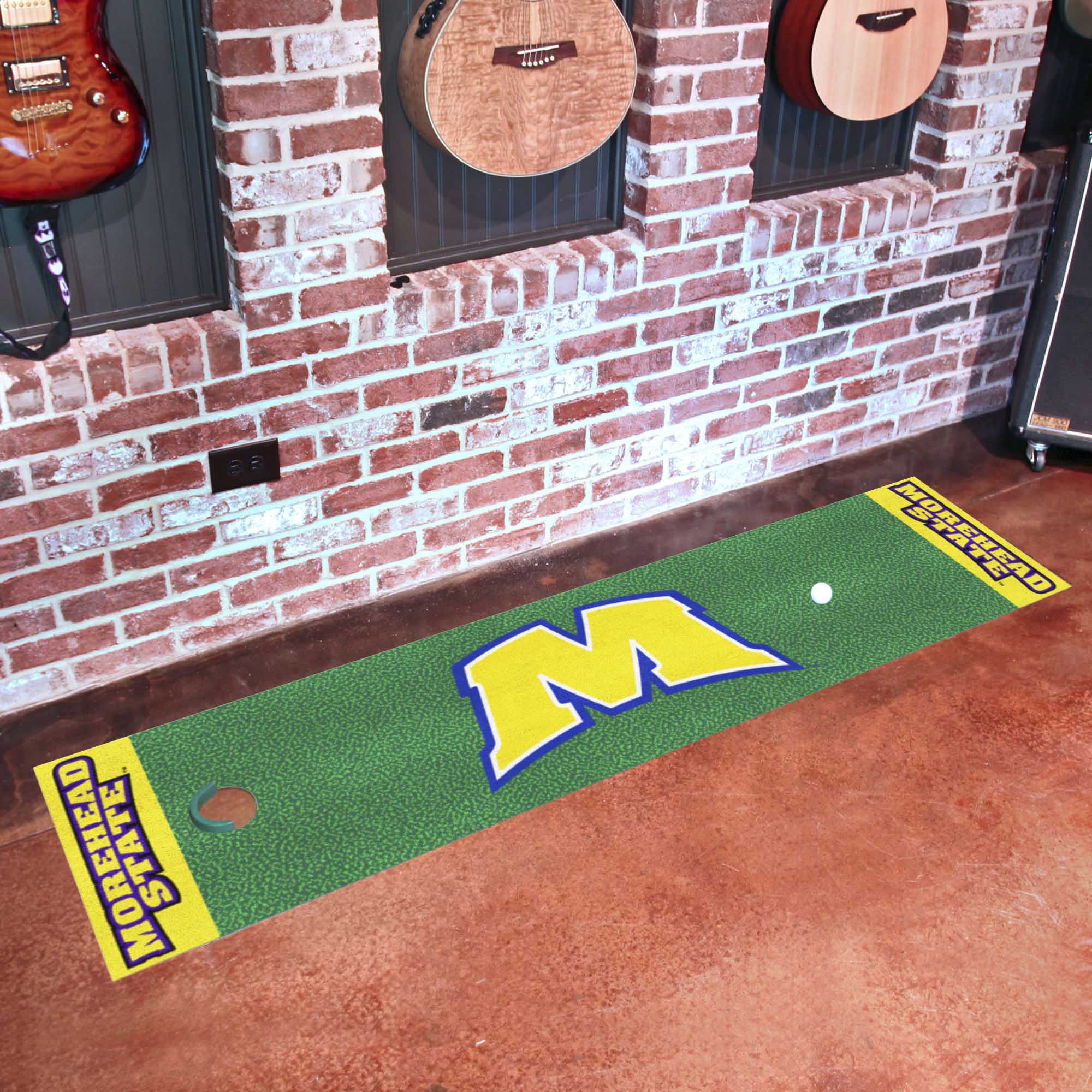 Buffalo Bulls Putting Green Mat - 1.5ft. x 6ft. - Buffalo