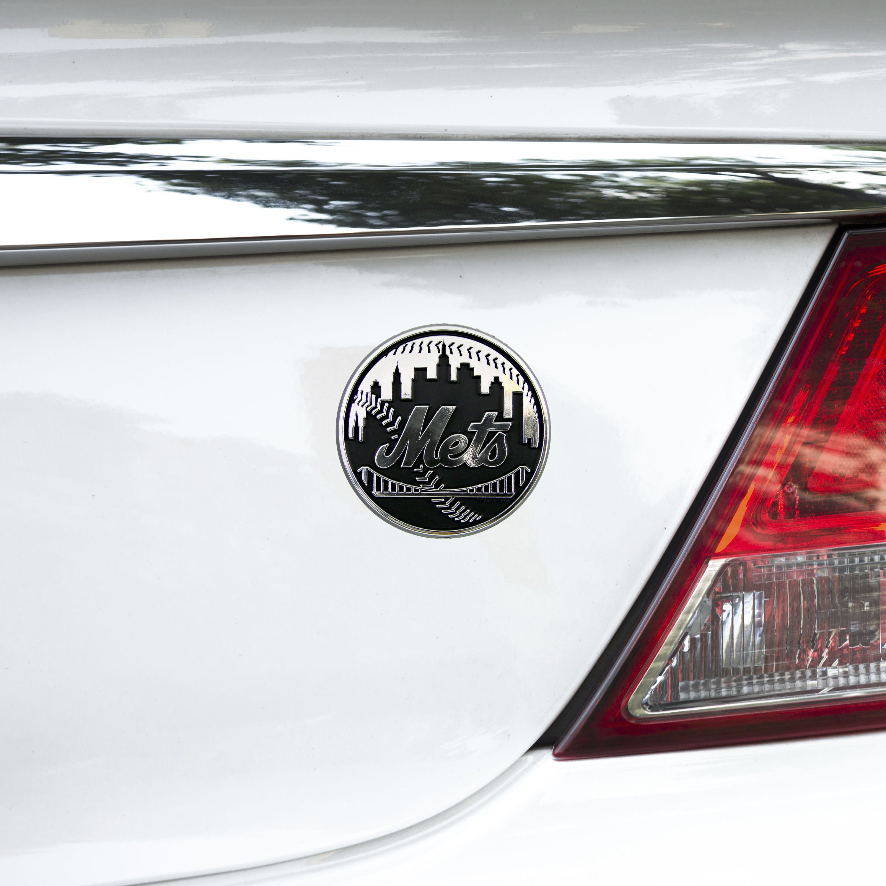 New York Mets Molded Chrome Plastic Emblem - New York Mets
