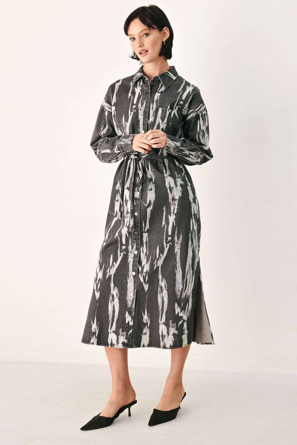 WEEKEND WANDERER GREY DENIM SHIRT DRESS - Flying Tomato - Flyclothing LLC