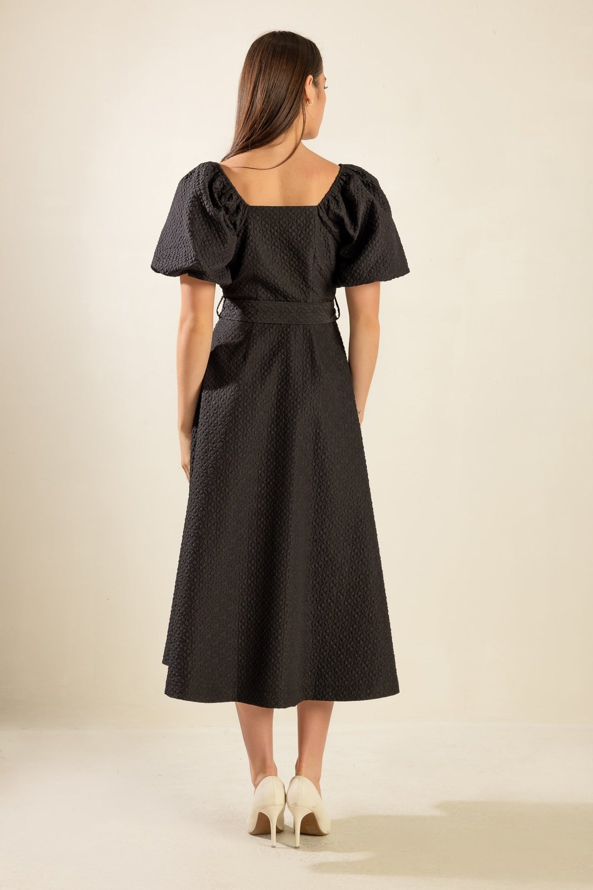 NOIR HERITAGE BLACK TEXTURED BUTTON-FRONT BELTED MIDI DRESS - Flying Tomato - Flyclothing LLC