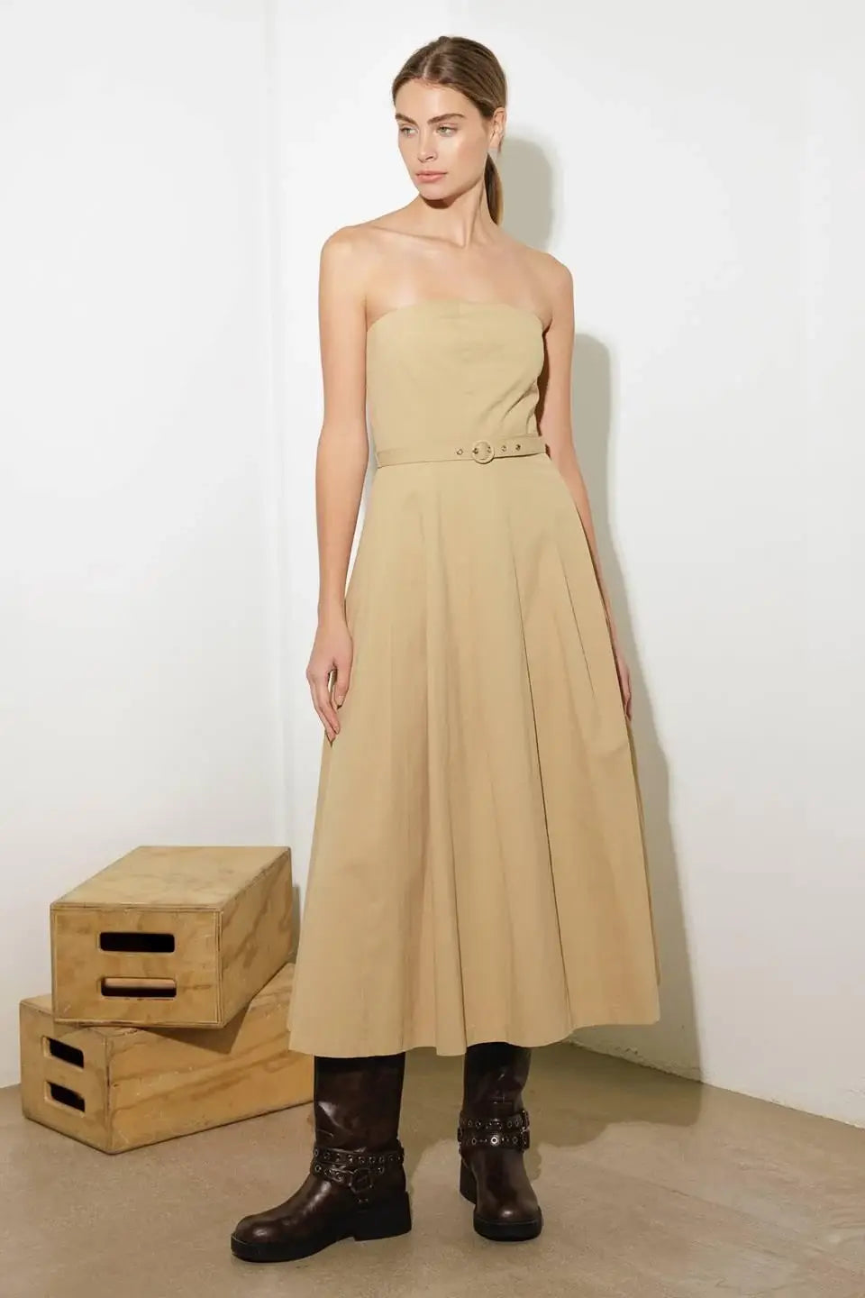 TAKING COMPLIMENTS WOVEN MIDI DRESS - Flying Tomato - Flyclothing LLC