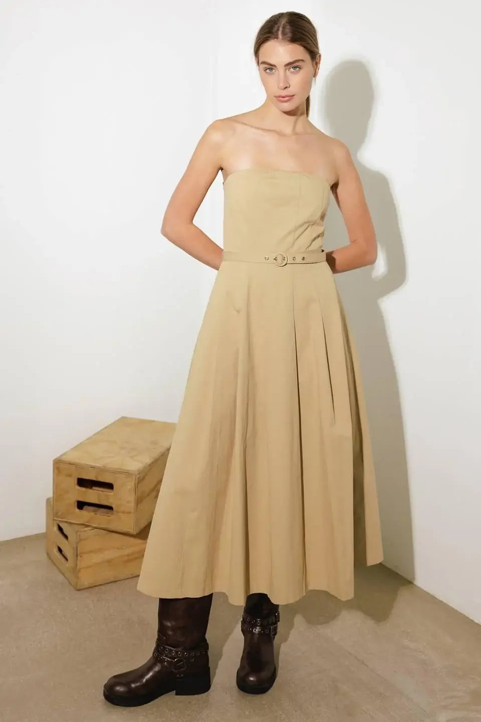 TAKING COMPLIMENTS WOVEN MIDI DRESS - Flying Tomato - Flyclothing LLC