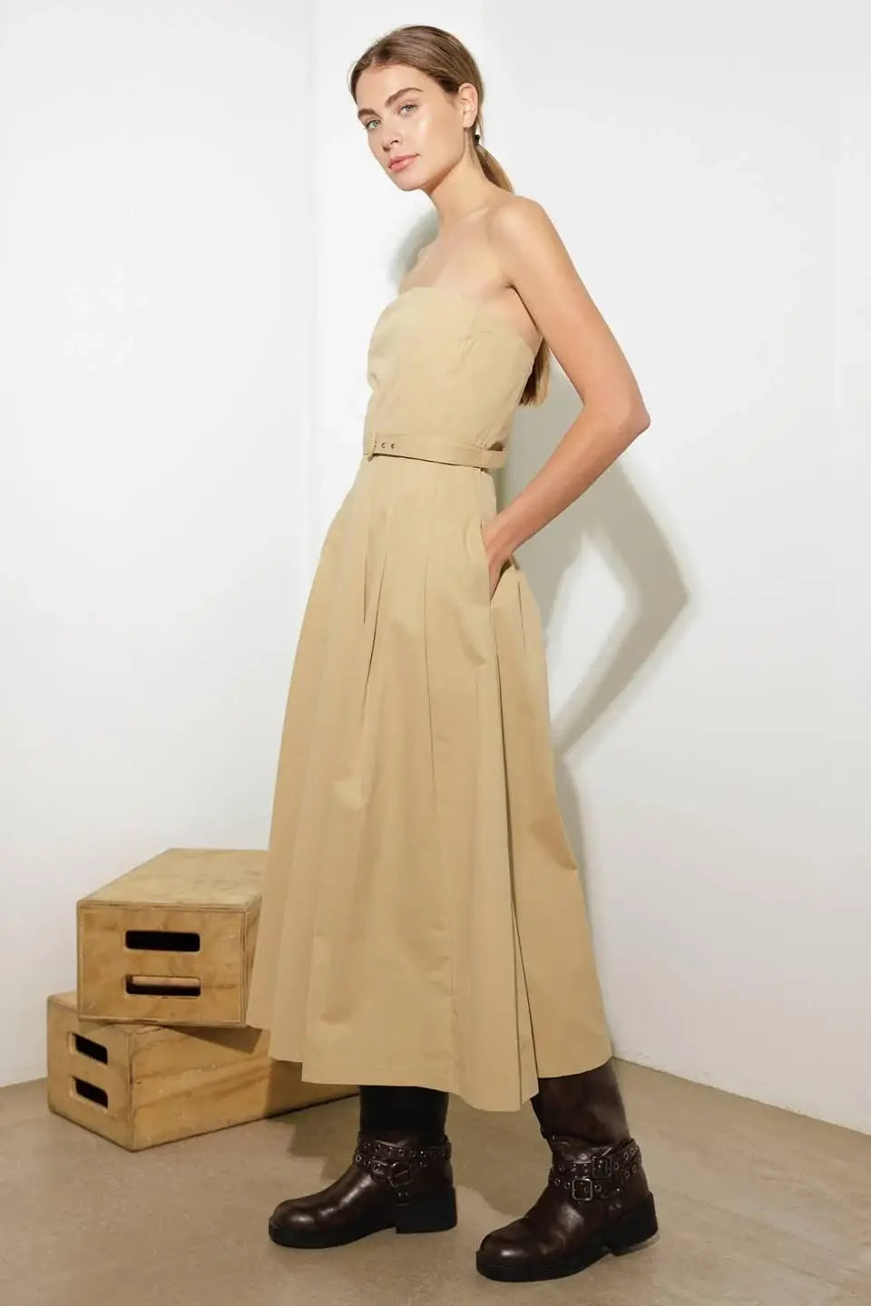 TAKING COMPLIMENTS WOVEN MIDI DRESS - Flying Tomato - Flyclothing LLC