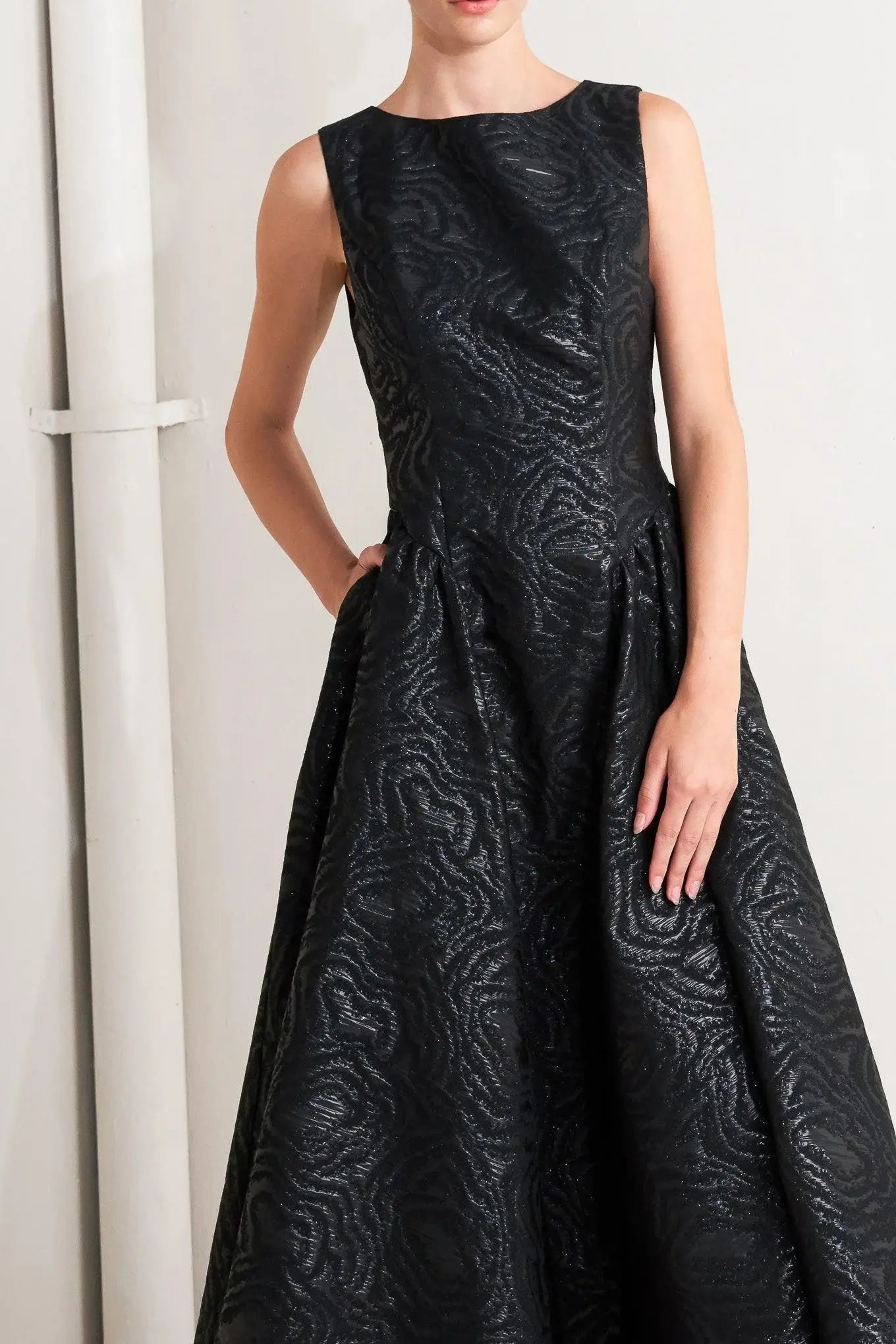 CHECK YOURSELF BLACK WOVEN MIDI DRESS - Flying Tomato - Flyclothing LLC