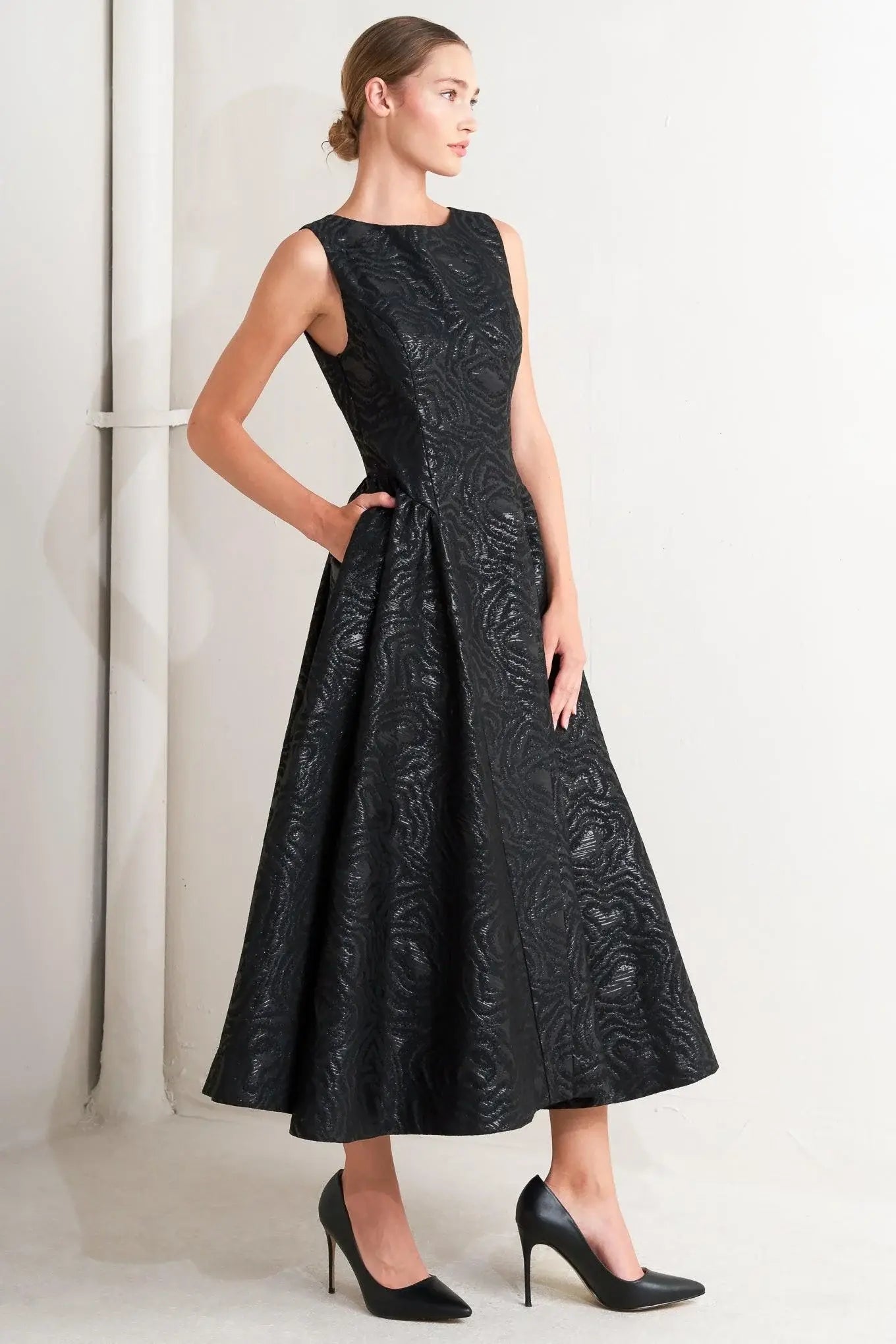 CHECK YOURSELF BLACK WOVEN MIDI DRESS - Flying Tomato - Flyclothing LLC