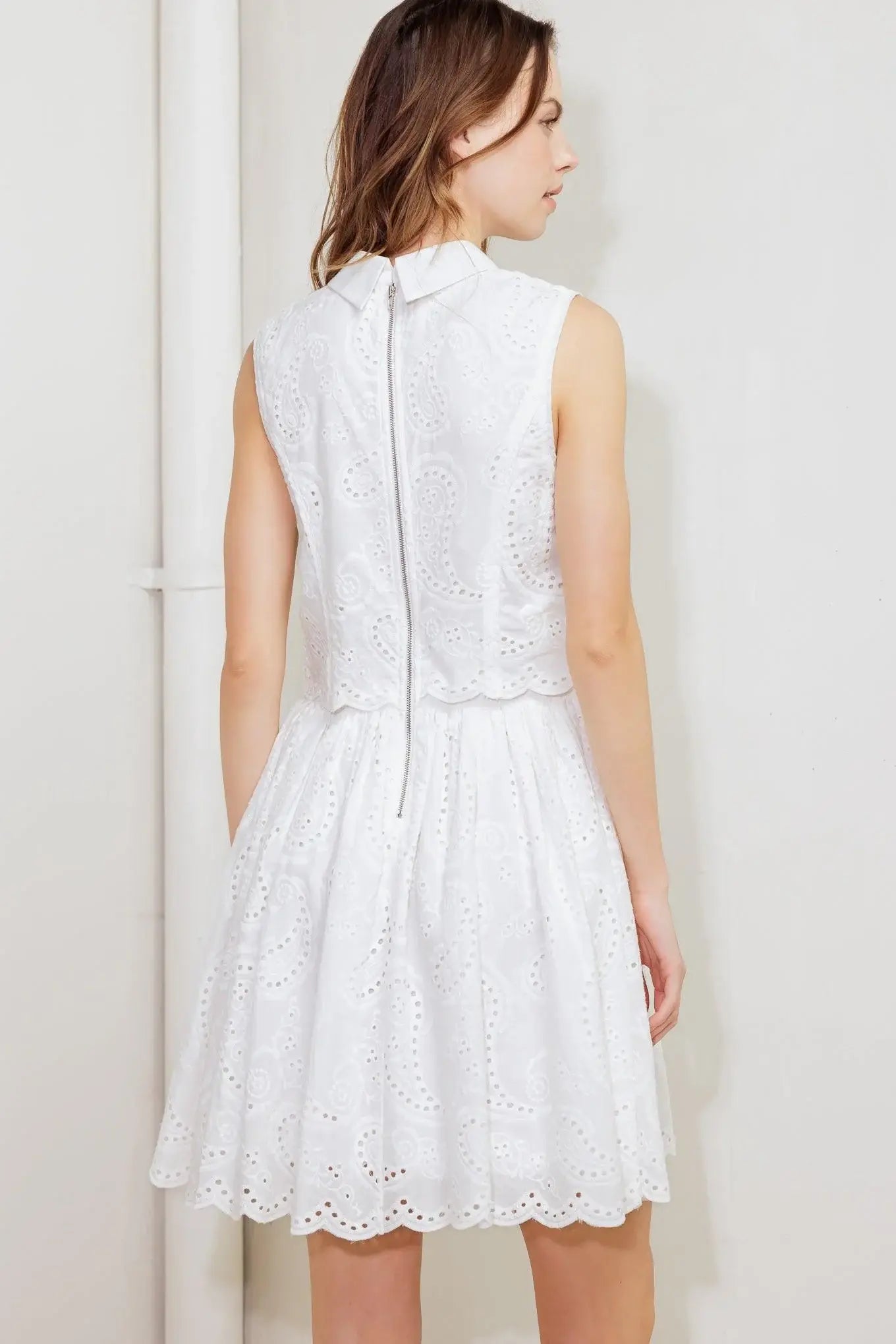 LEAF KISS WHITE WOVEN EYELET MINI DRESS - Flying Tomato - Flyclothing LLC