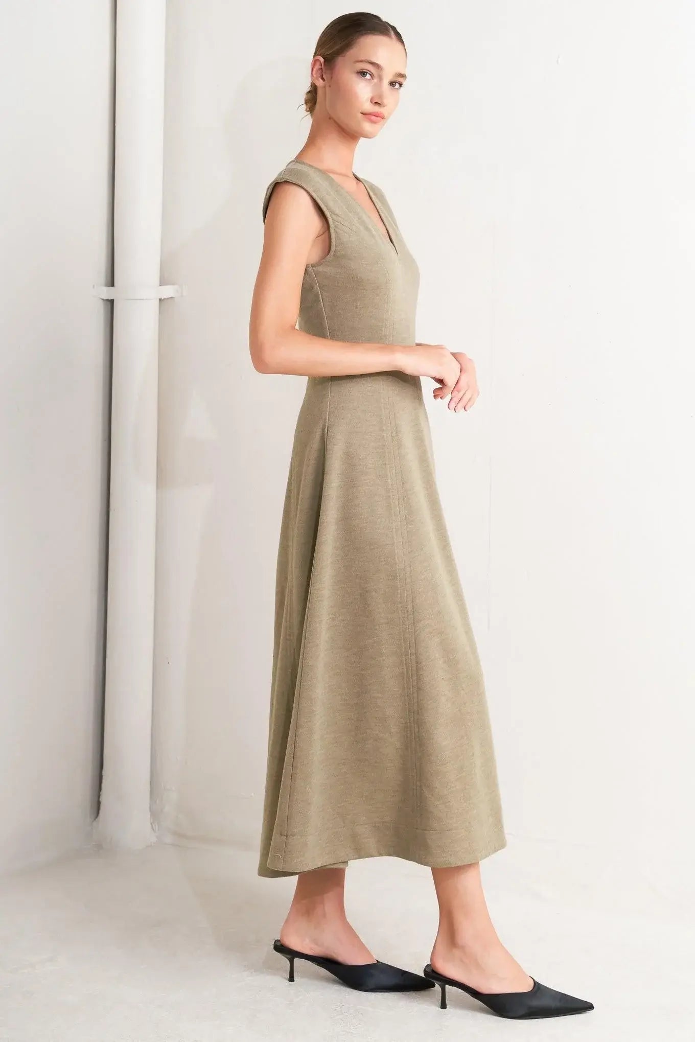 SOPHISTICATED SIMPLICITY WOVEN KNIT MIDI DRESS - Flying Tomato - Flyclothing LLC