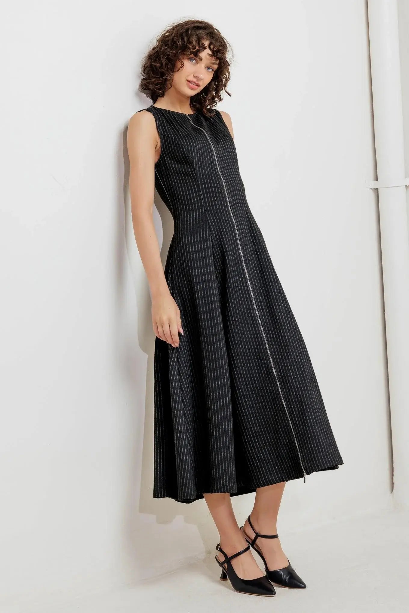 URBAN FRAME WOVEN MIDI DRESS - Flying Tomato - Flyclothing LLC