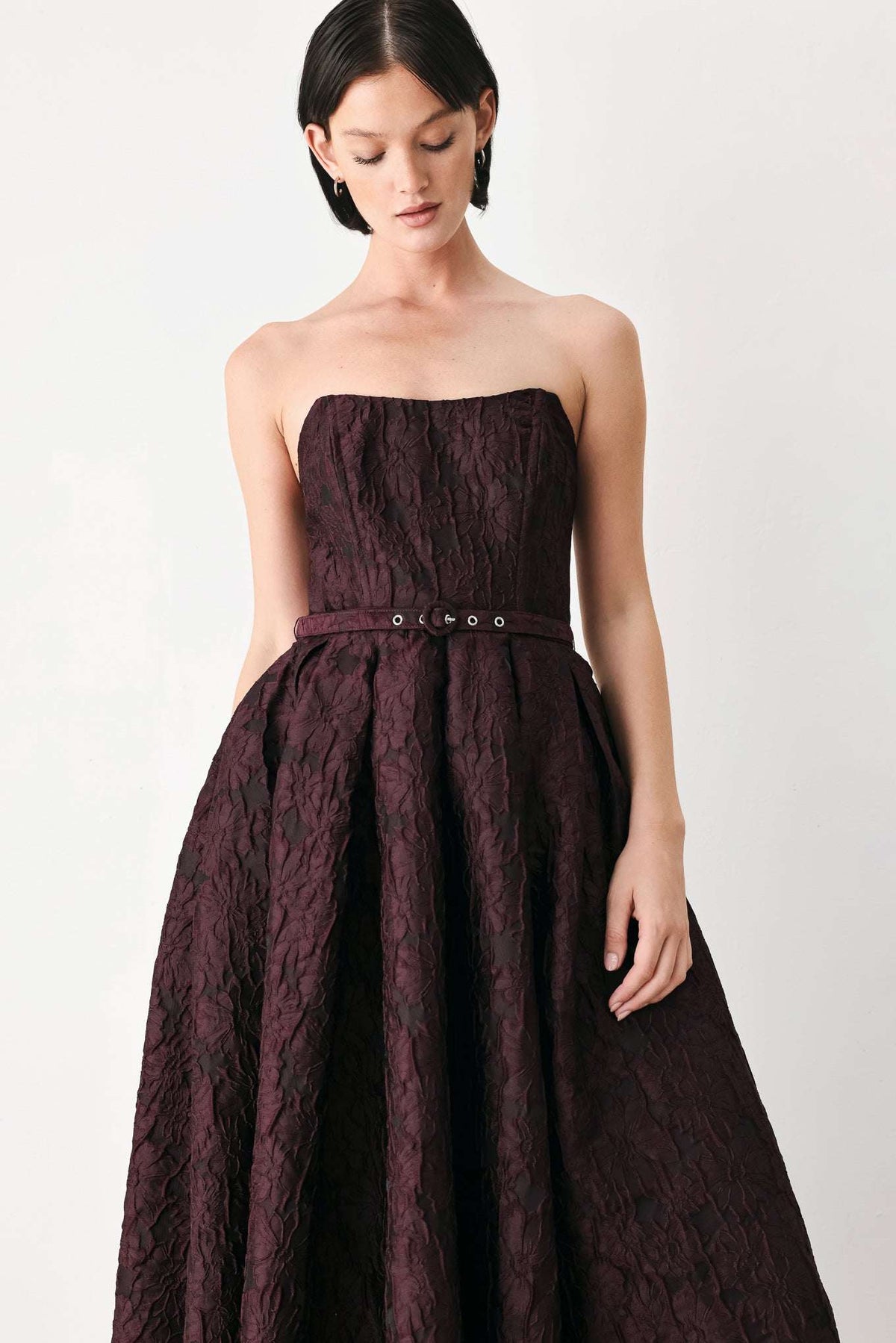 BURGUNDY COUTURE SWAY WOVEN MIDI DRESS - Flying Tomato - Flyclothing LLC