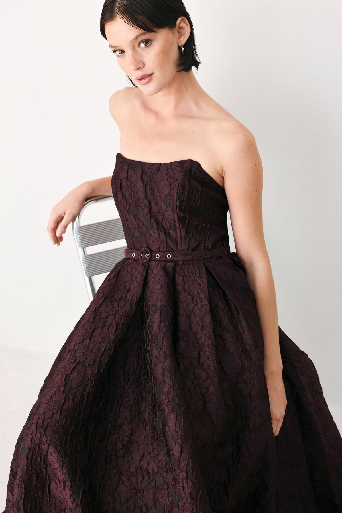 BURGUNDY COUTURE SWAY WOVEN MIDI DRESS - Flying Tomato - Flyclothing LLC