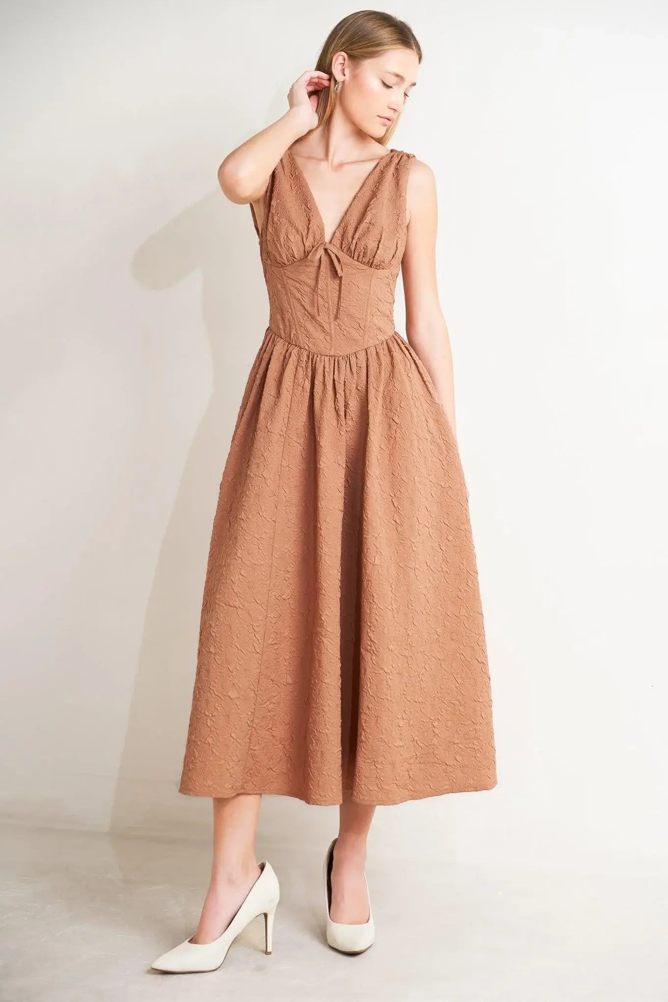 EARTHBOUND CHARM WOVEN MIDI DRESS - Flying Tomato - Flyclothing LLC