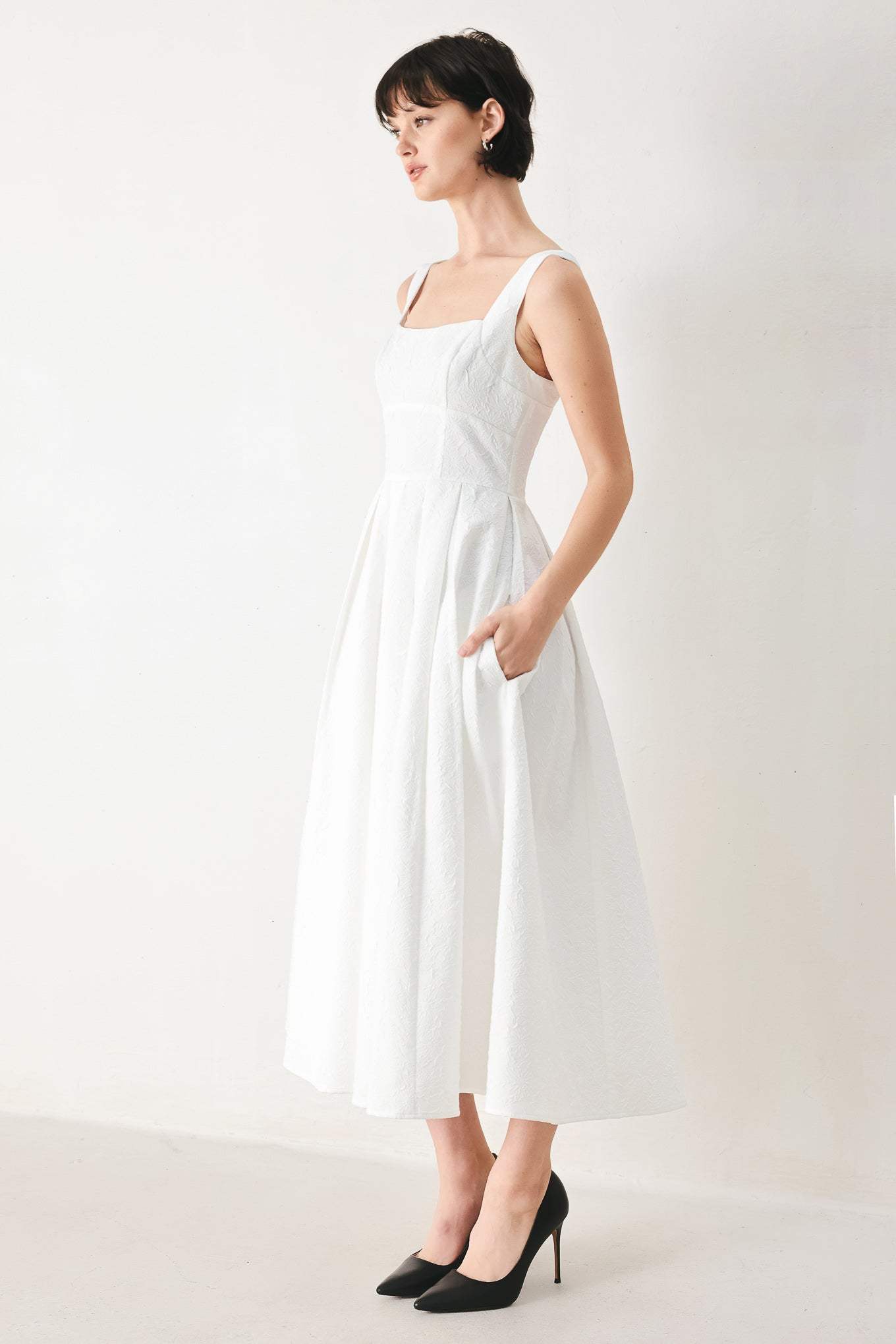 ECHO IN WHITE WOVEN MIDI DRESS - Flying Tomato - Flyclothing LLC