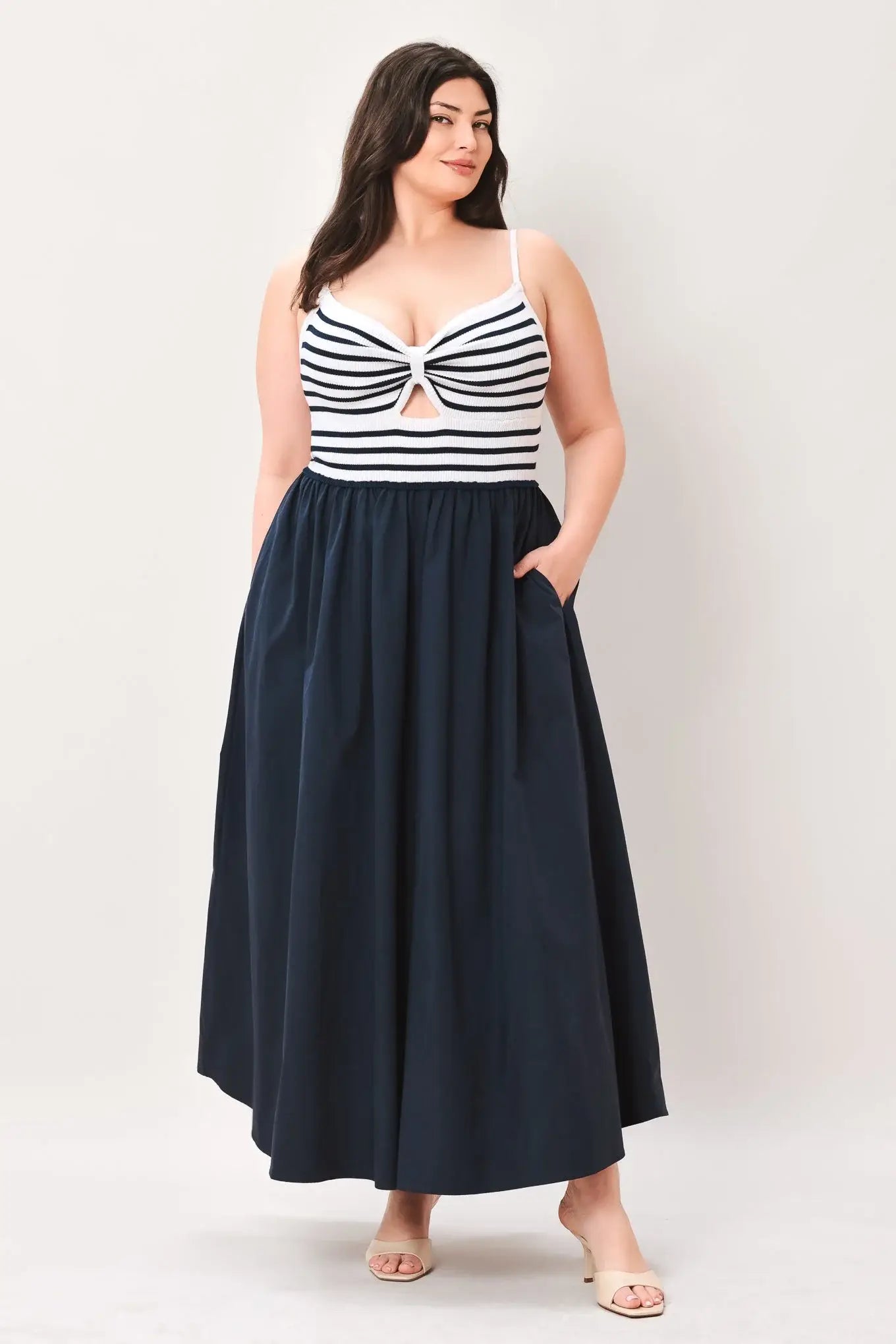 PARIS STRIPE CUTOUT MIDI DRESS - Flying Tomato - Flyclothing LLC
