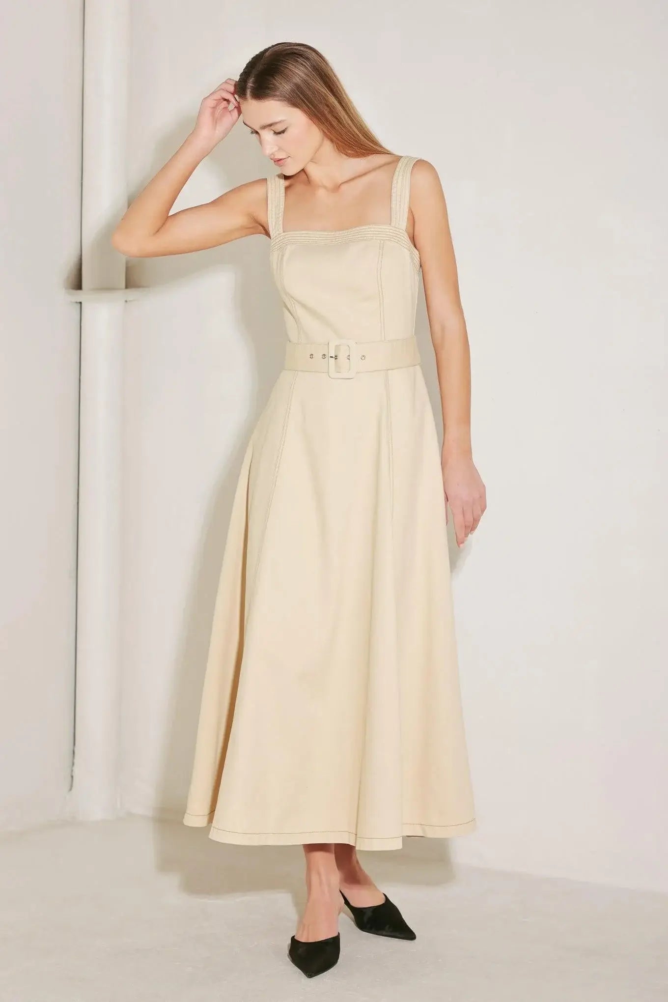 ELEVATED NEUTRAL WOVEN MIDI DRESS l FREEMARKET NEUTRAL / M