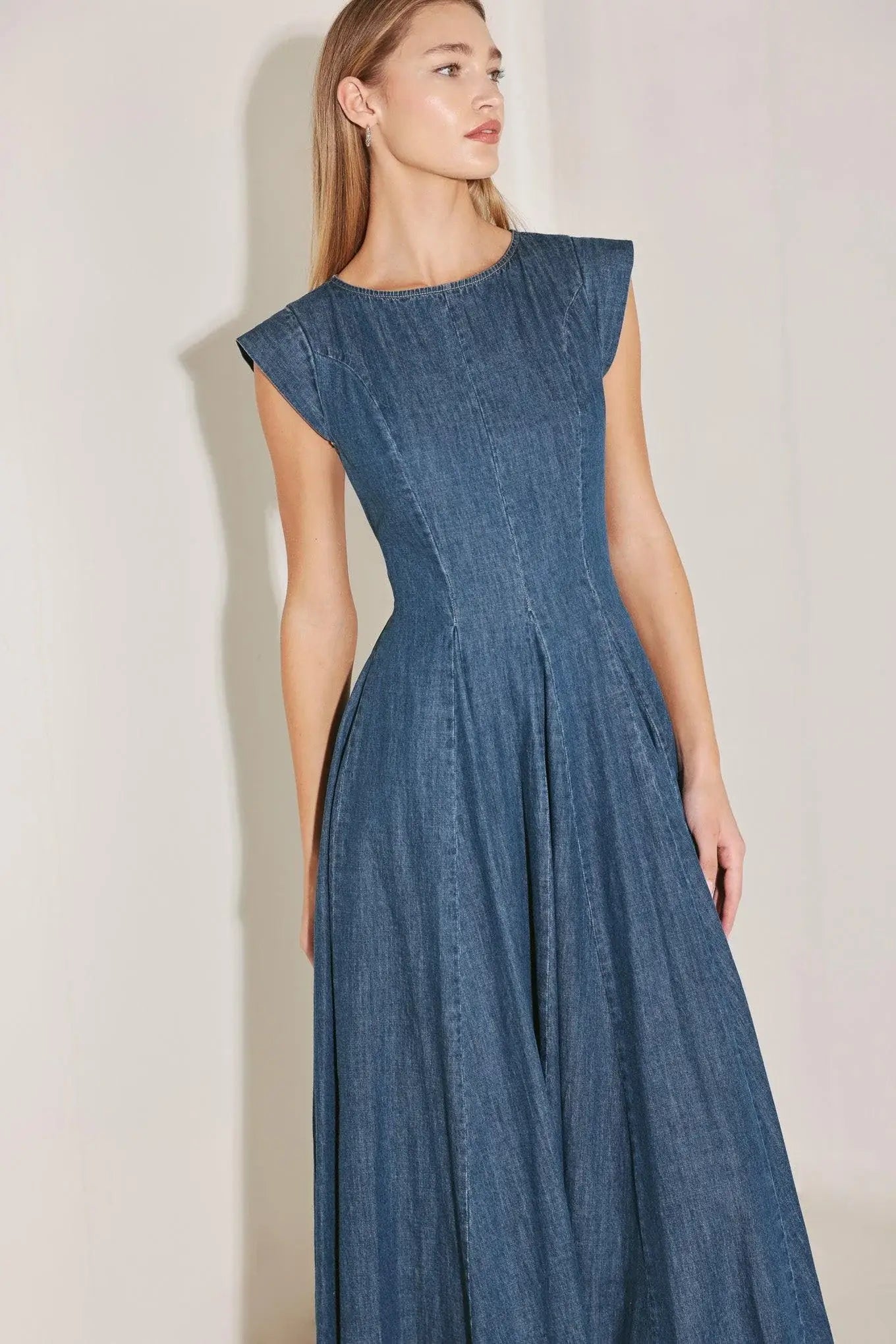 TIMELESS BLUE FORM DENIM MIDI DRESS - Flying Tomato - Flyclothing LLC