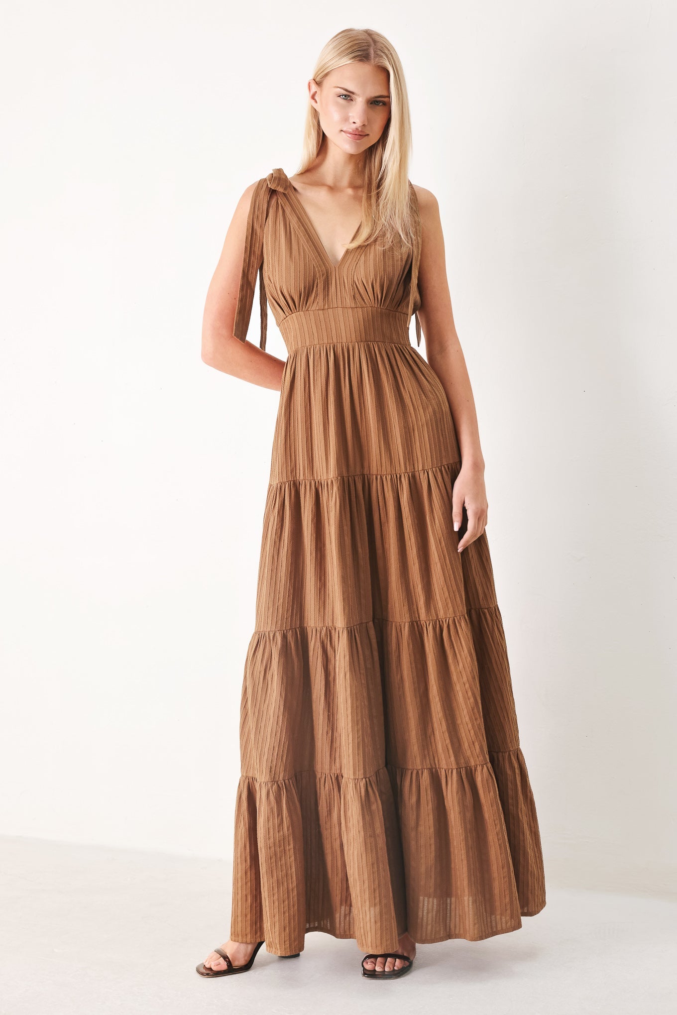 CALM BEAUTY WOVEN MAXI DRESS - Flying Tomato - Flyclothing LLC