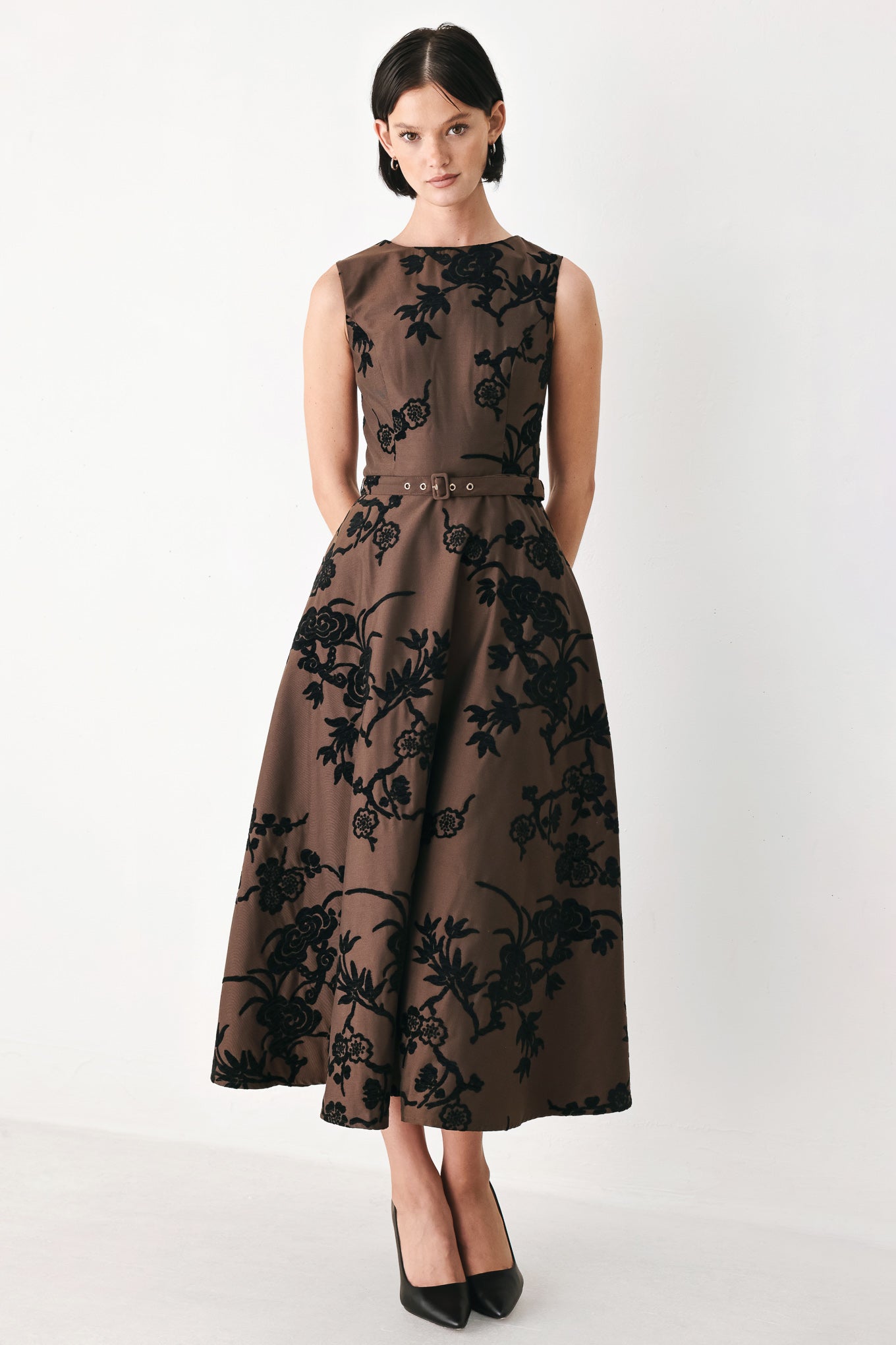 TRUFFLE BOTANIC GRACE WOVEN MIDI DRESS