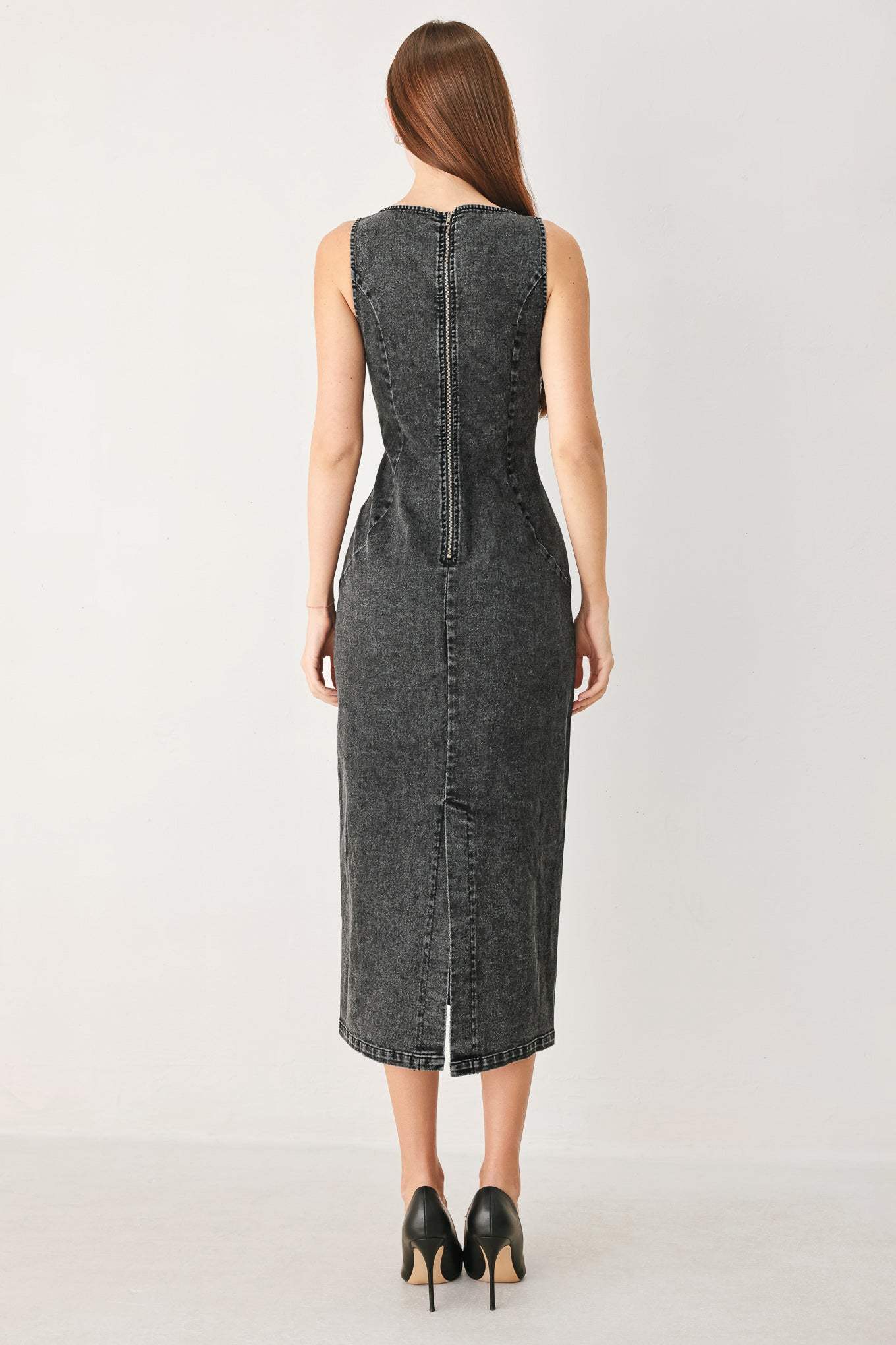 URBAN CHIC DENIM MIDI DRESS