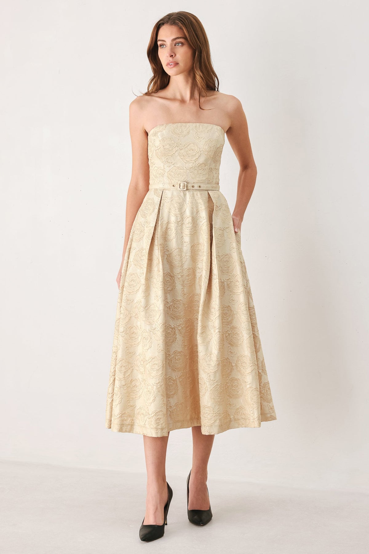 GOLDEN HEIRLOOM GOLD TEXTURED STRAPLESS BELTED MIDI DRESS - Flying Tomato - Flyclothing LLC