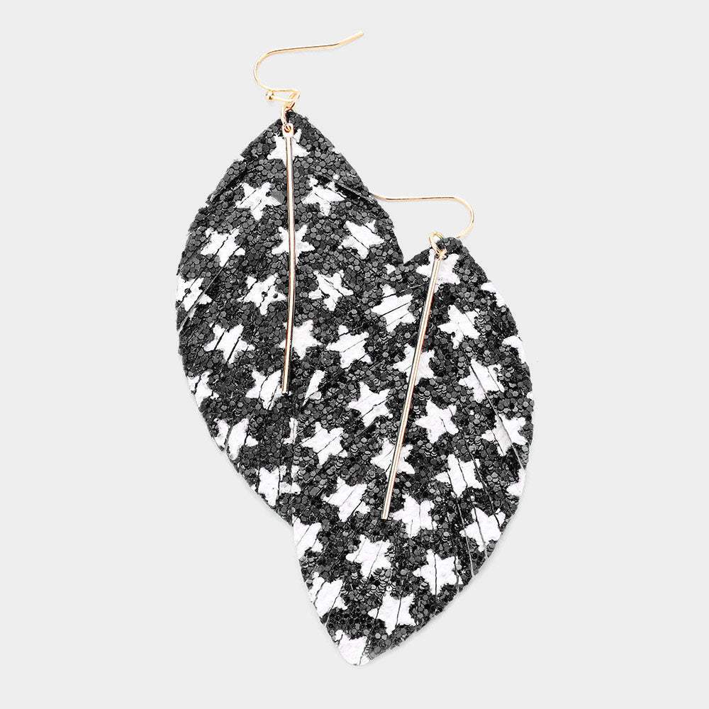 Metal Bar Bling Glitter Star Pattern Accented Feather Earrings - Madeline Love - Flyclothing LLC