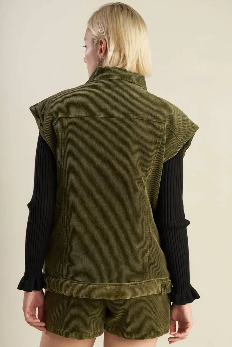 ESCAPING REALITY CORDUROY VEST - Flying Tomato - Flyclothing LLC
