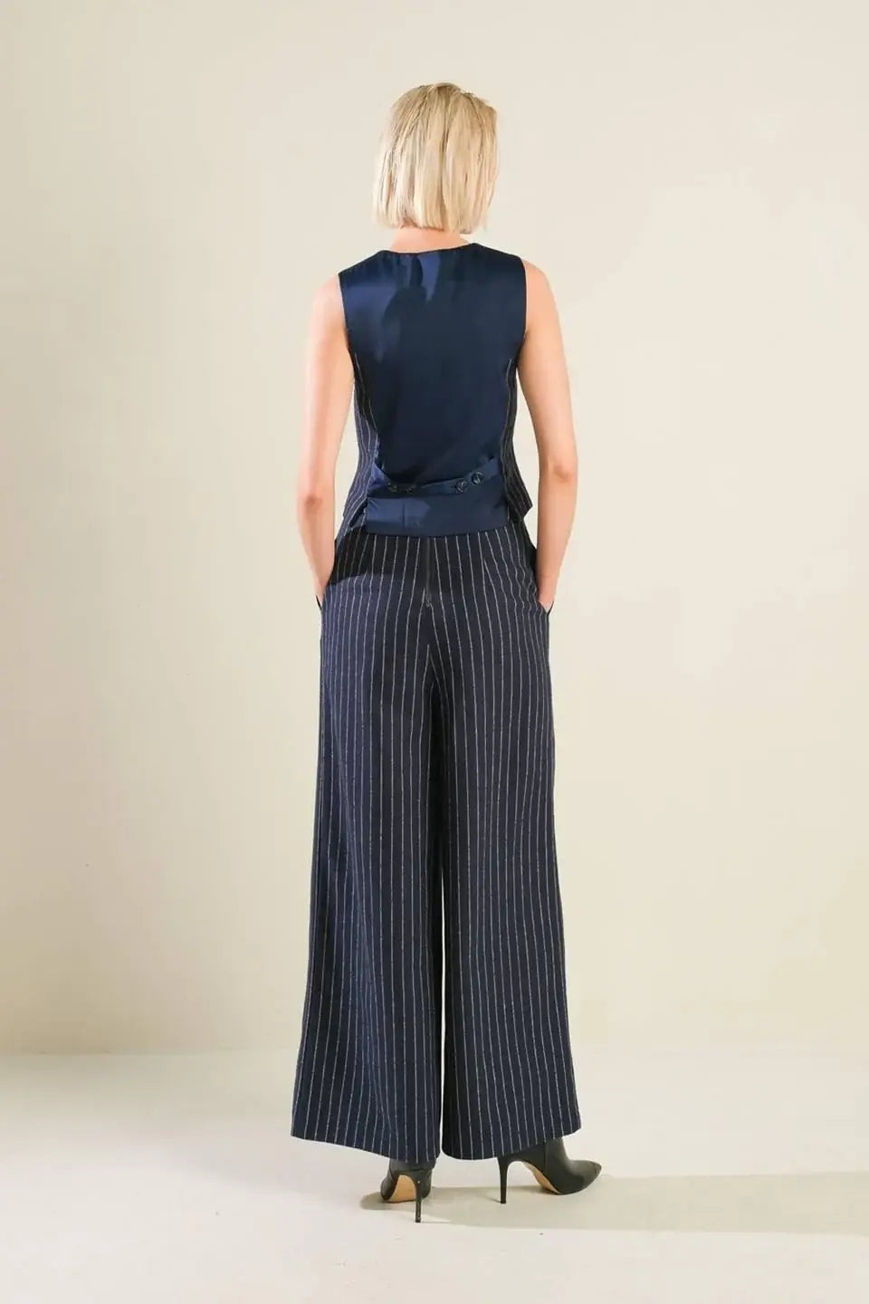 FOREVER CONNECTED WOVEN VEST - Flying Tomato - Flyclothing LLC