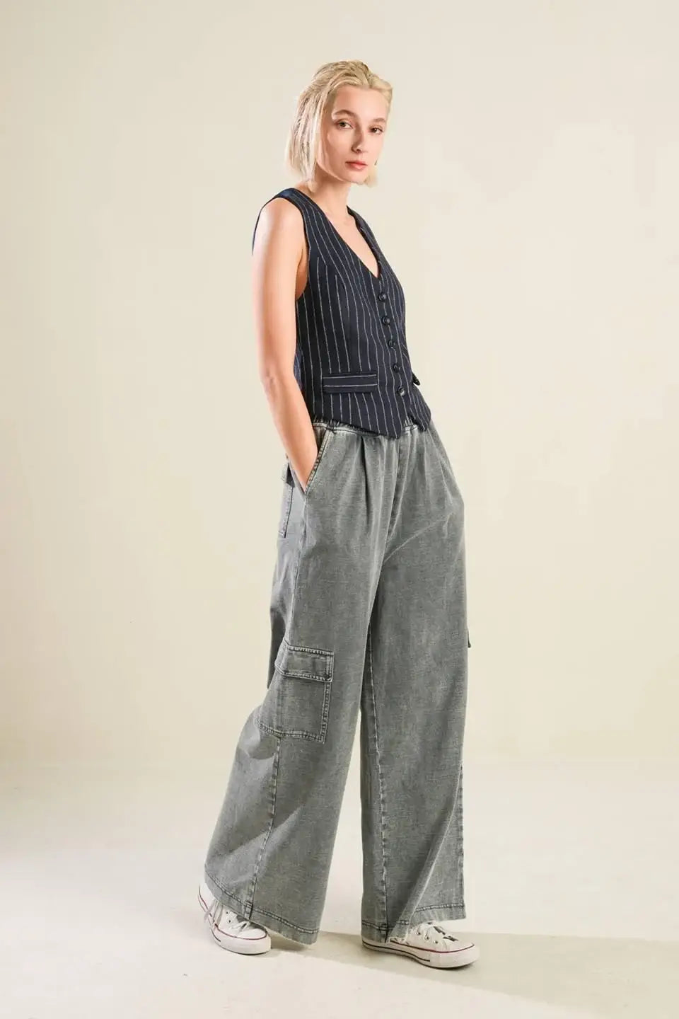 FOREVER CONNECTED WOVEN VEST - Flying Tomato - Flyclothing LLC