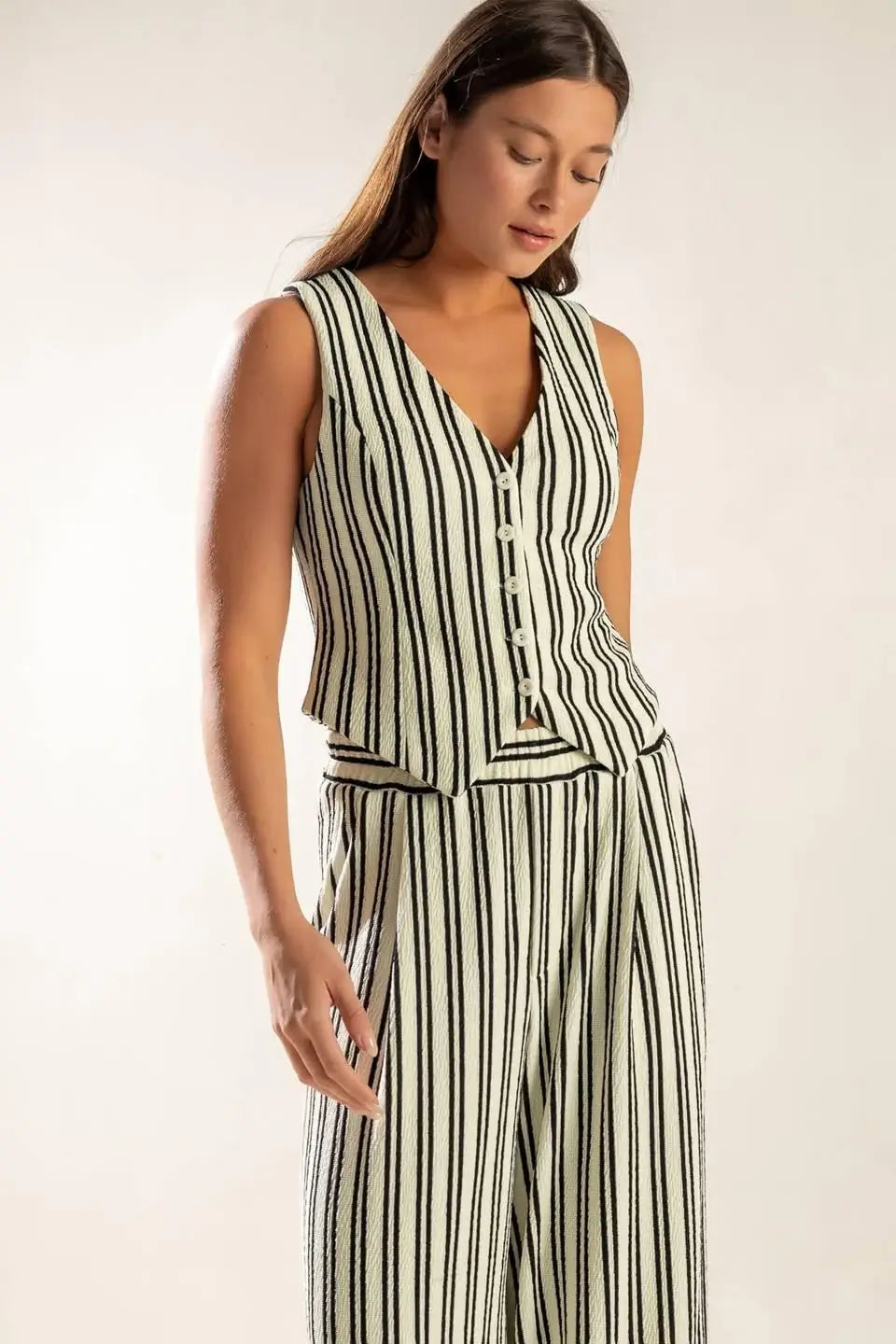 IN THE QUIET SHADE WOVEN VEST - Flying Tomato - Flyclothing LLC