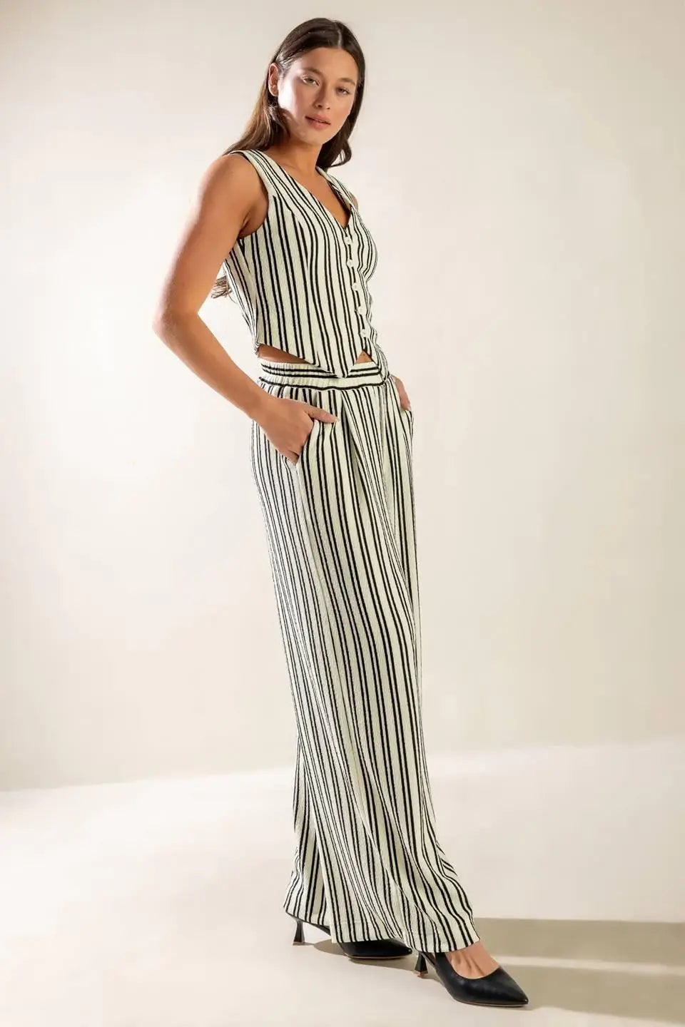 IN THE QUIET SHADE WOVEN VEST - Flying Tomato - Flyclothing LLC