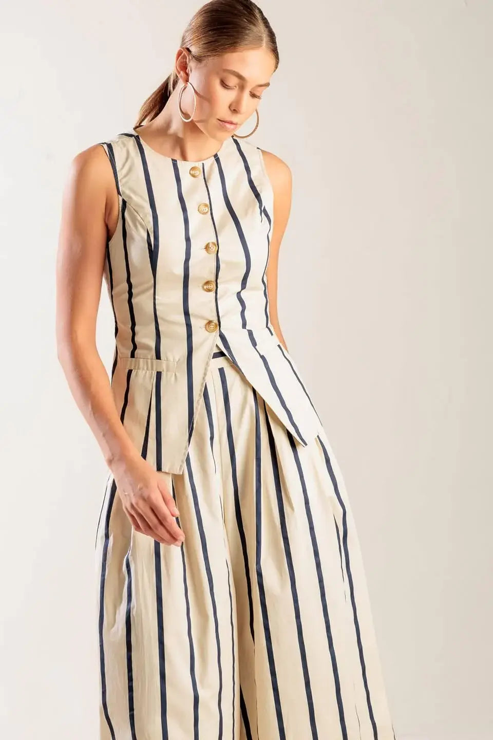 HERE AND NOW WOVEN VEST - Flying Tomato - Flyclothing LLC