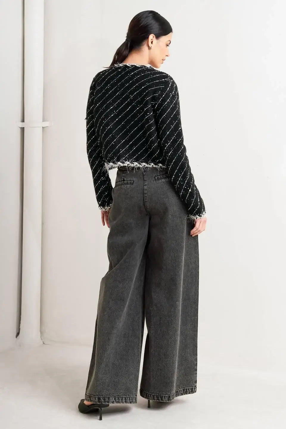 NOIR LINEAR SWEATER KNIT JACKET - Flying Tomato - Flyclothing LLC