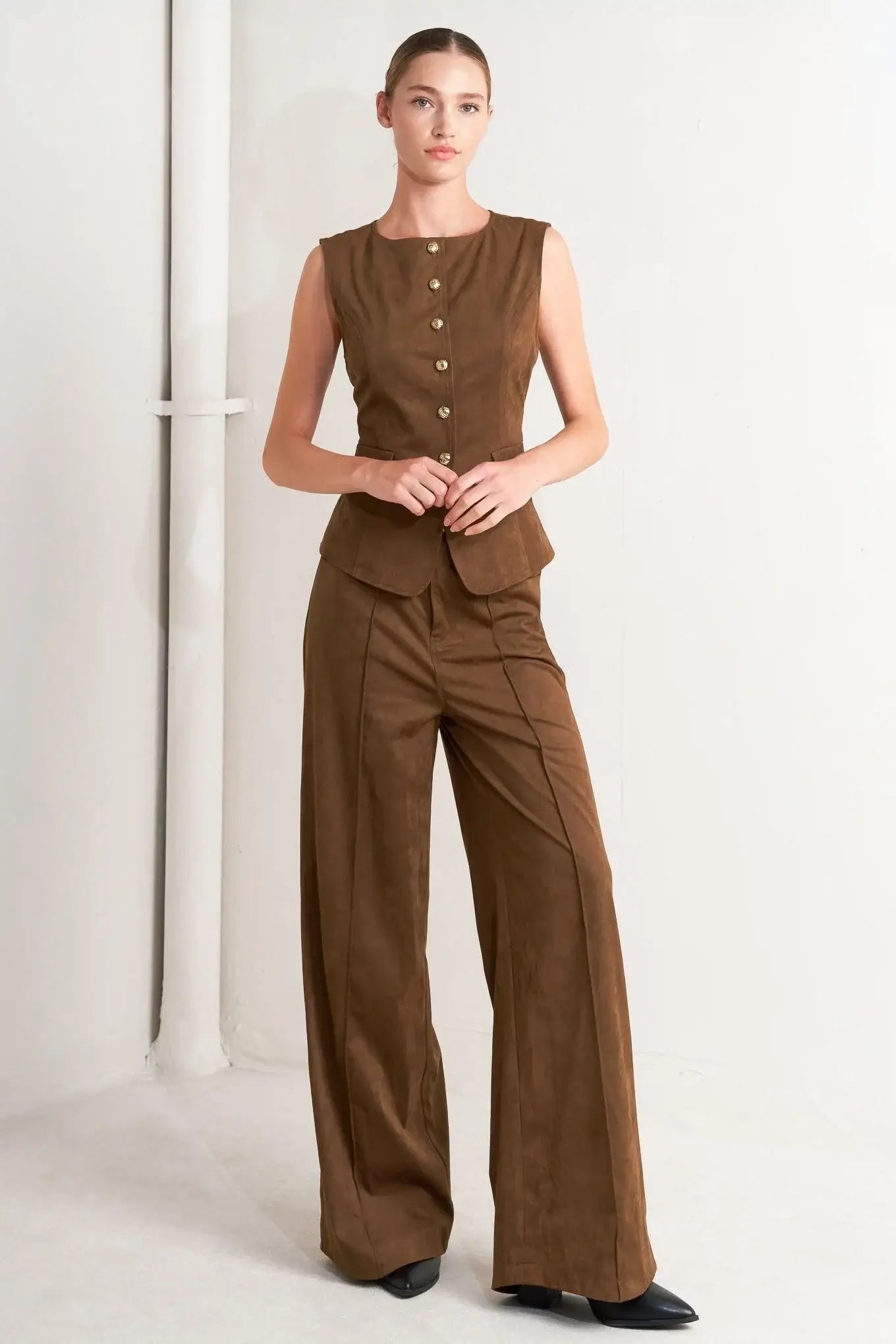BROWN SUGAR FAUX SUEDE VEST - Flying Tomato - Flyclothing LLC