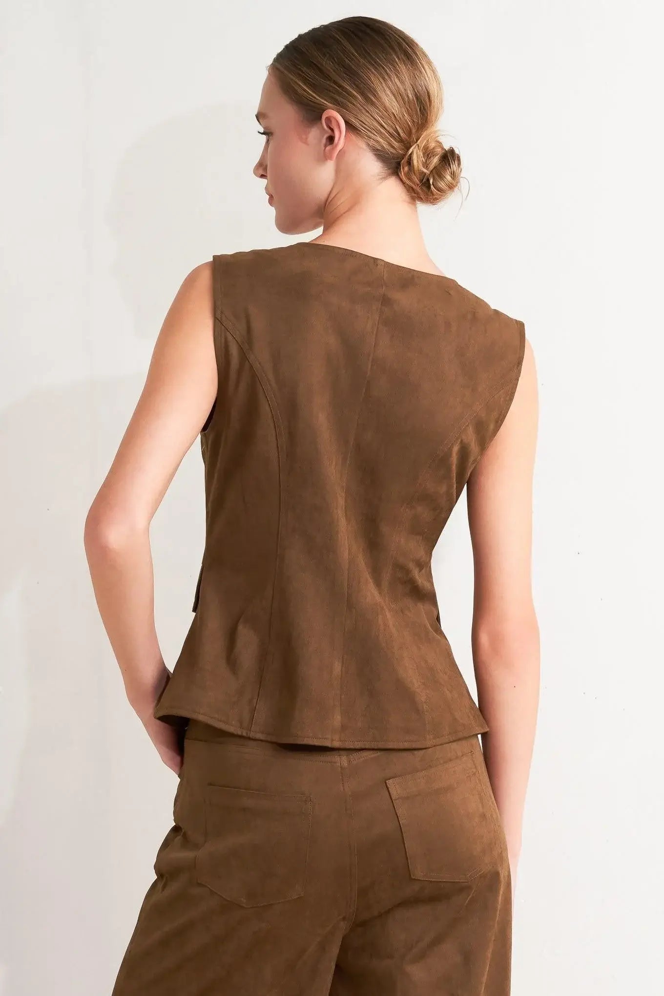 BROWN SUGAR FAUX SUEDE VEST - Flying Tomato - Flyclothing LLC
