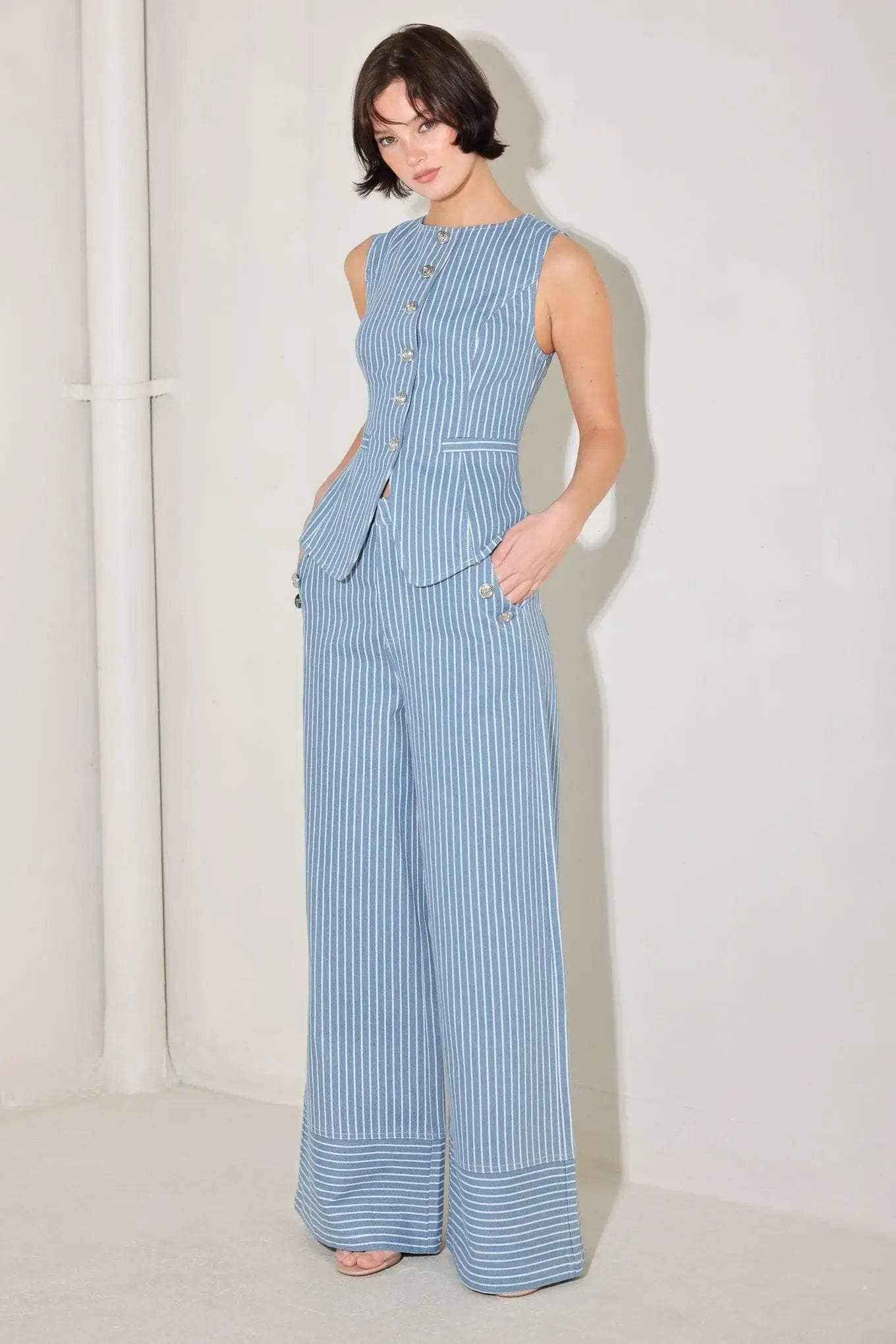 PINSTRIPE PRESTIGE WOVEN VEST - Flying Tomato - Flyclothing LLC