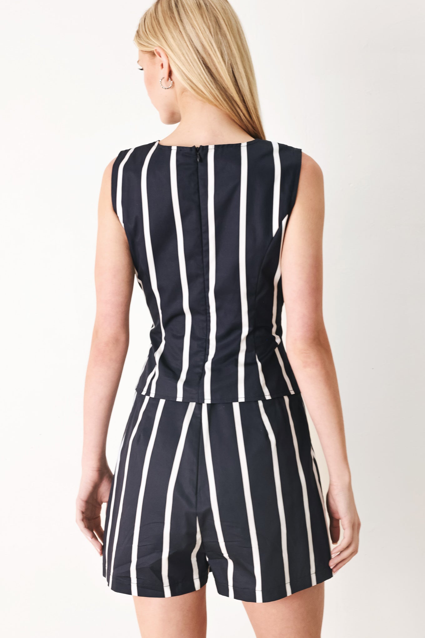 DARK RHYTHM STRIPE WOVEN TOP - Flying Tomato - Flyclothing LLC