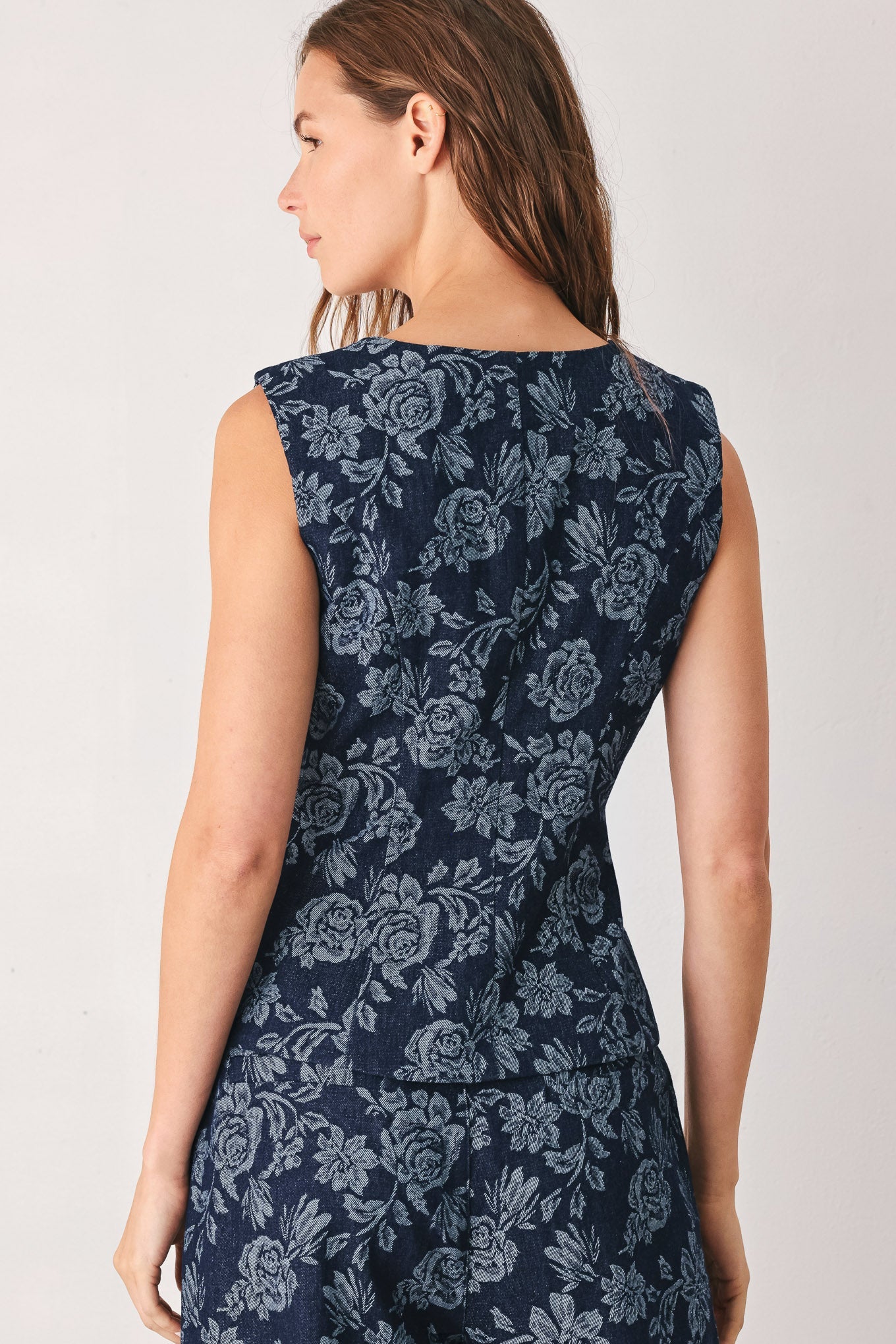 MIDNIGHT ROSE JACQUARD DENIM VEST