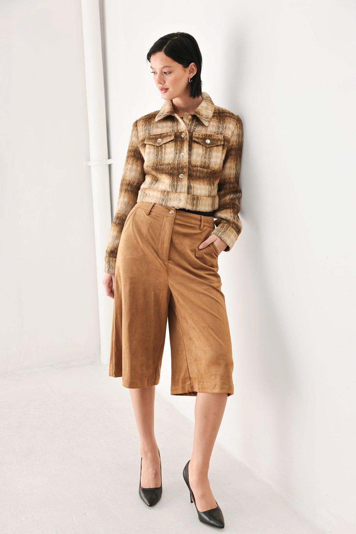 AUTUMN IN ASPEN PLAID CROP JACKET - Flying Tomato - Flyclothing LLC