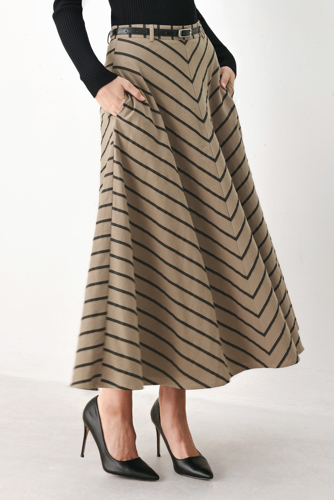 WEEKEND VIBE STRIP WOVEN MIDI SKIRT