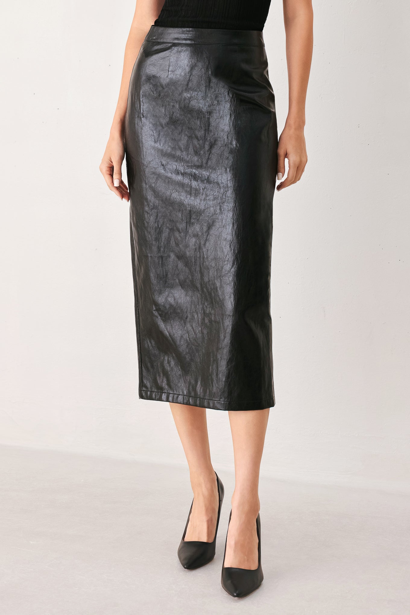 PORT WINE HIGH-RISE FAUX LEATHER SKIRT