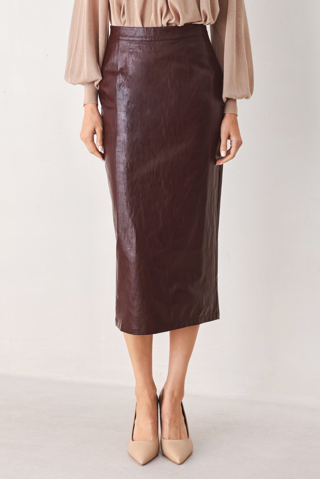 PORT WINE HIGH-RISE FAUX LEATHER SKIRT