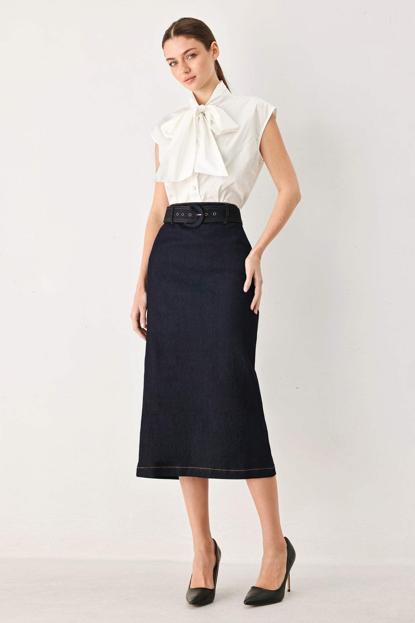 CLASSIC DENIM OFFICE MINI PENCIL SKIRT