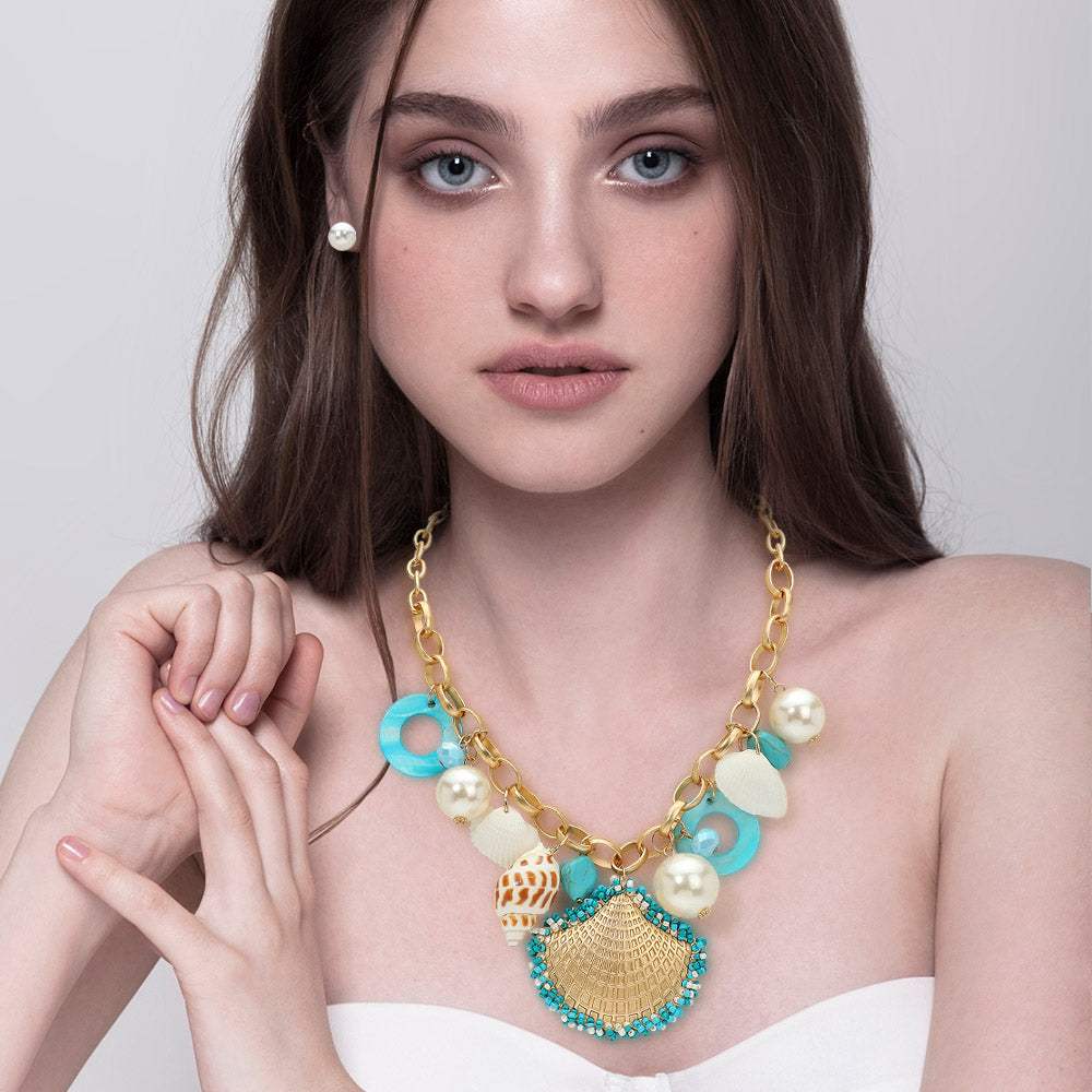 Chunky Sea Shell Pearl Charm Statement Necklace - Madeline Love - Flyclothing LLC